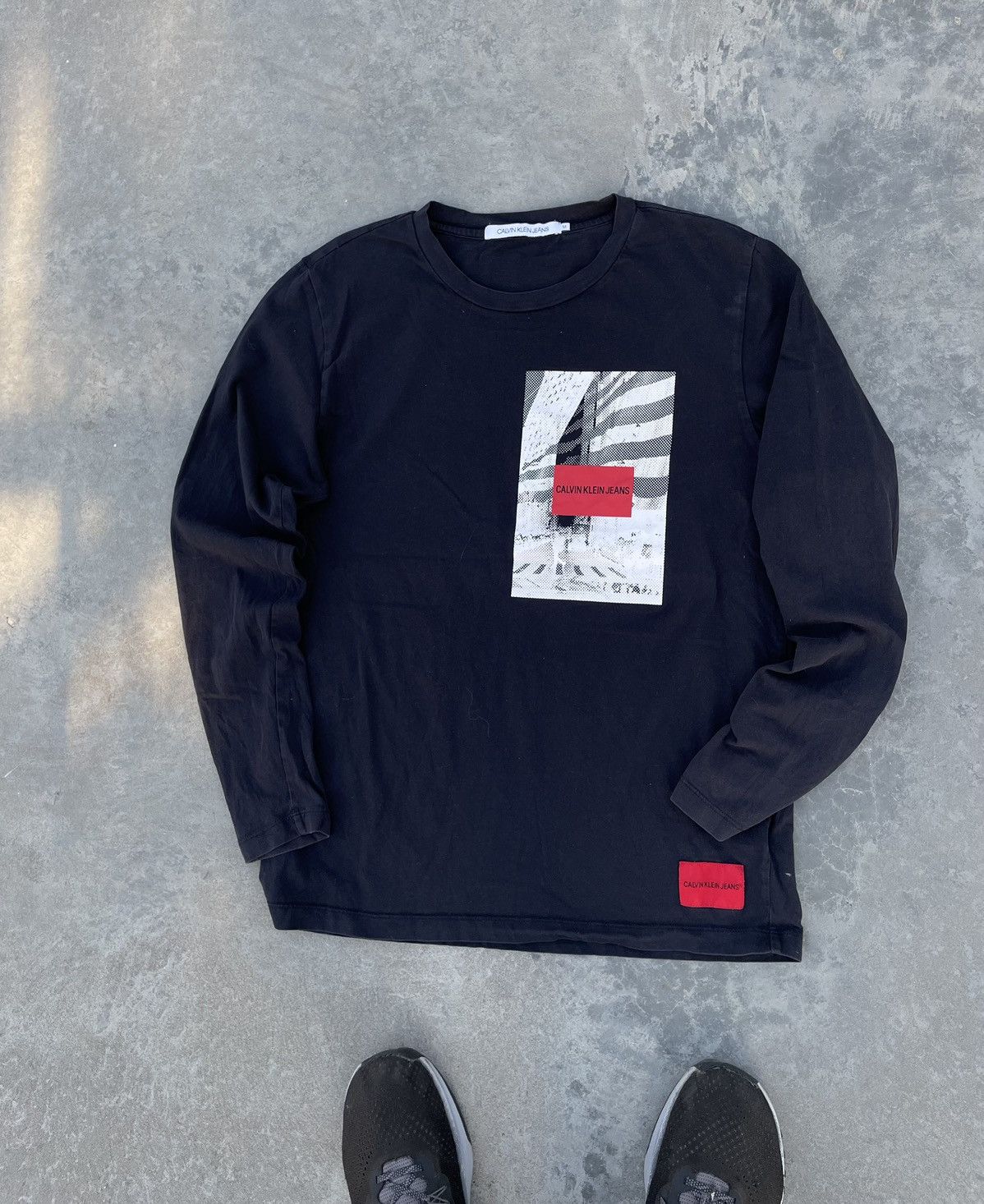 Calvin Klein × Vintage Calvin Klein Y2K Long Sleeve Shirt Tee Small City Logo Size US M / EU 48-50 / 2 - 6 Thumbnail
