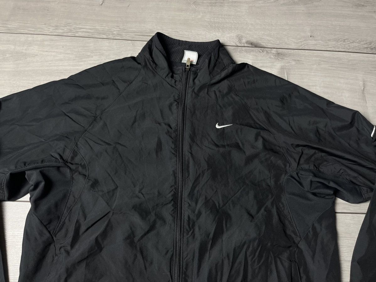 Nike Nike windbreaker light jacket size Large Size US L / EU 52-54 / 3 - 3 Thumbnail