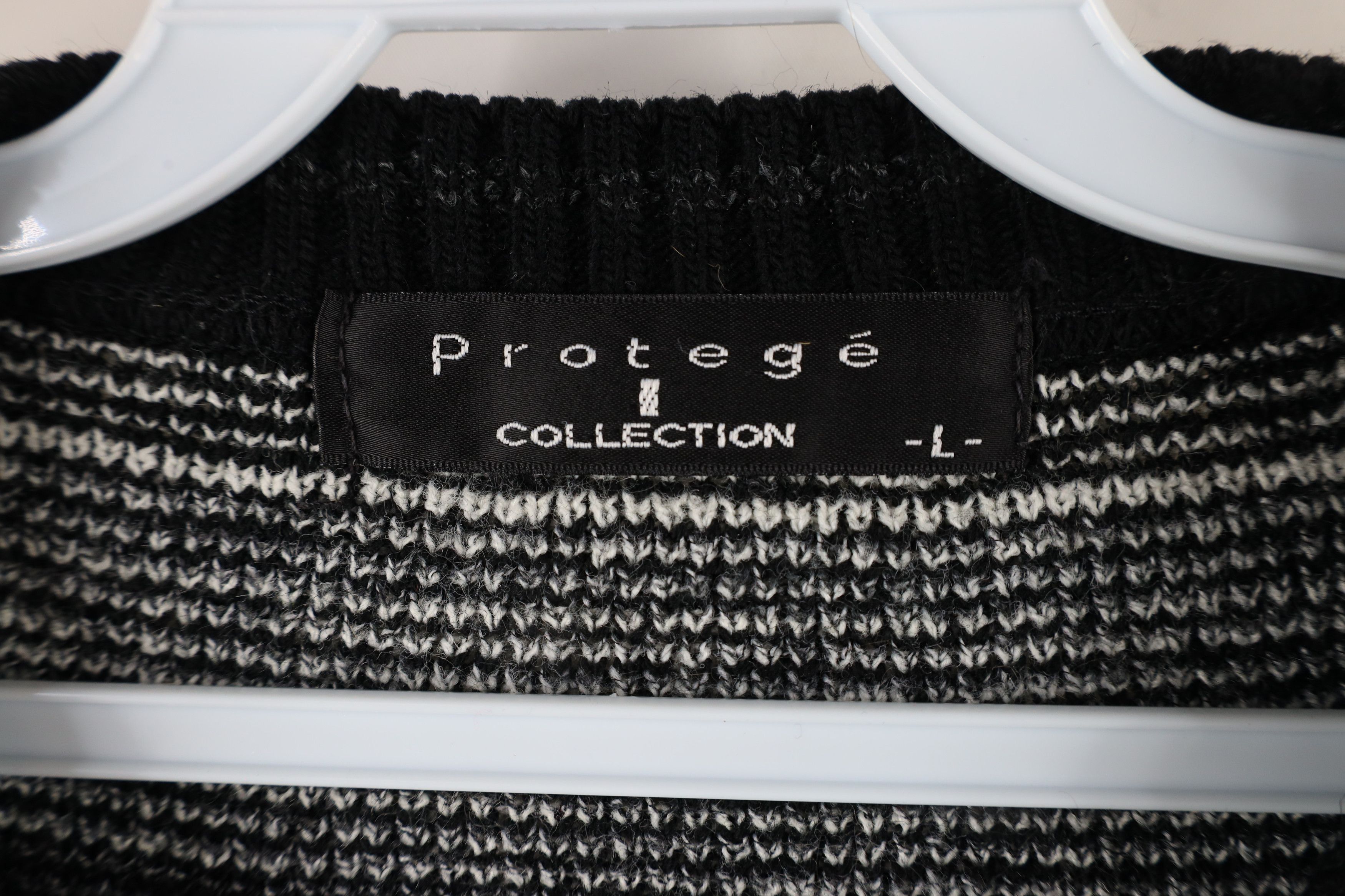 Vintage Vintage 90s Coogi Style Geometric Knit Cosby Sweater Size US L / EU 52-54 / 3 - 4 Thumbnail