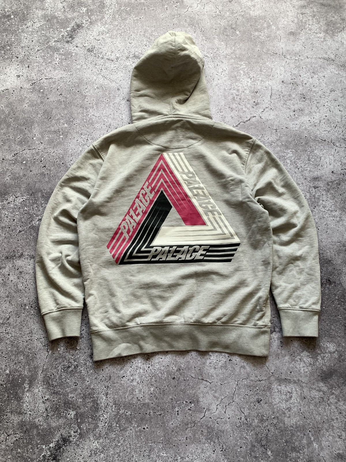 Palace 🔥PALACE TRI-DART SKATEBOARDING HOODIE Size US M / EU 48-50 / 2 - 2 Thumbnail