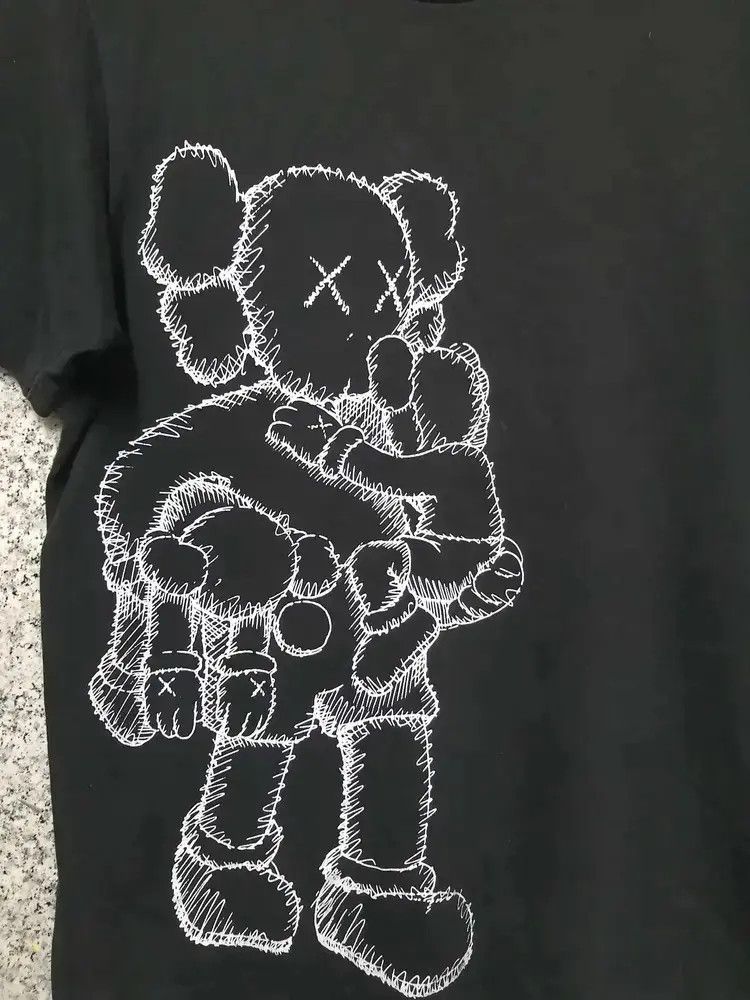 Japanese Brand × Kaws × Vintage 🔥 Rare 🔥 Vintage Kaws Very Rare Size US S / EU 44-46 / 1 - 3 Thumbnail