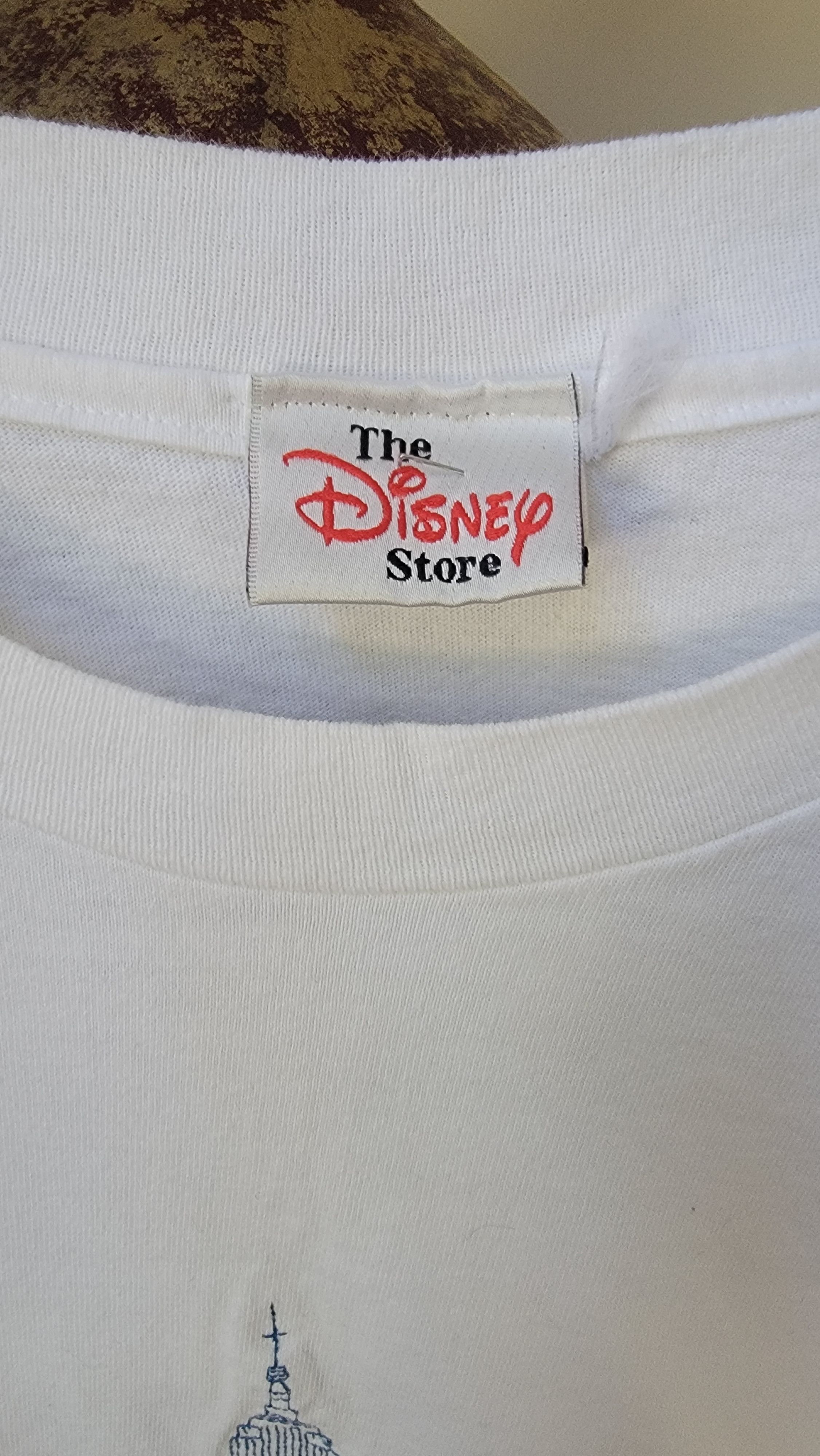 Disney × Mickey Mouse × Vintage Rare Mickey Mouse NYC Skyline Twin Towers Tshirt Size US XL / EU 56 / 4 - 3 Thumbnail