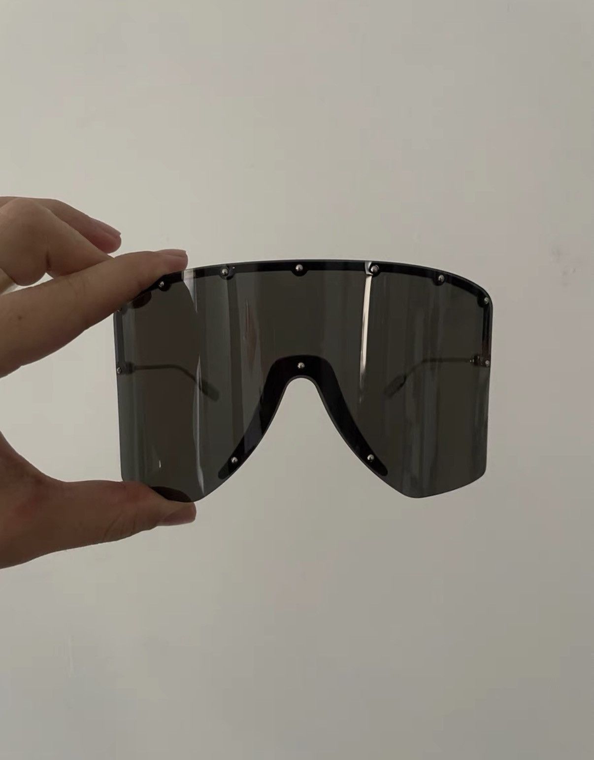 Gucci Gucci Runway Mask Oversized Sunglasses Size ONE SIZE - 1 Thumbnail
