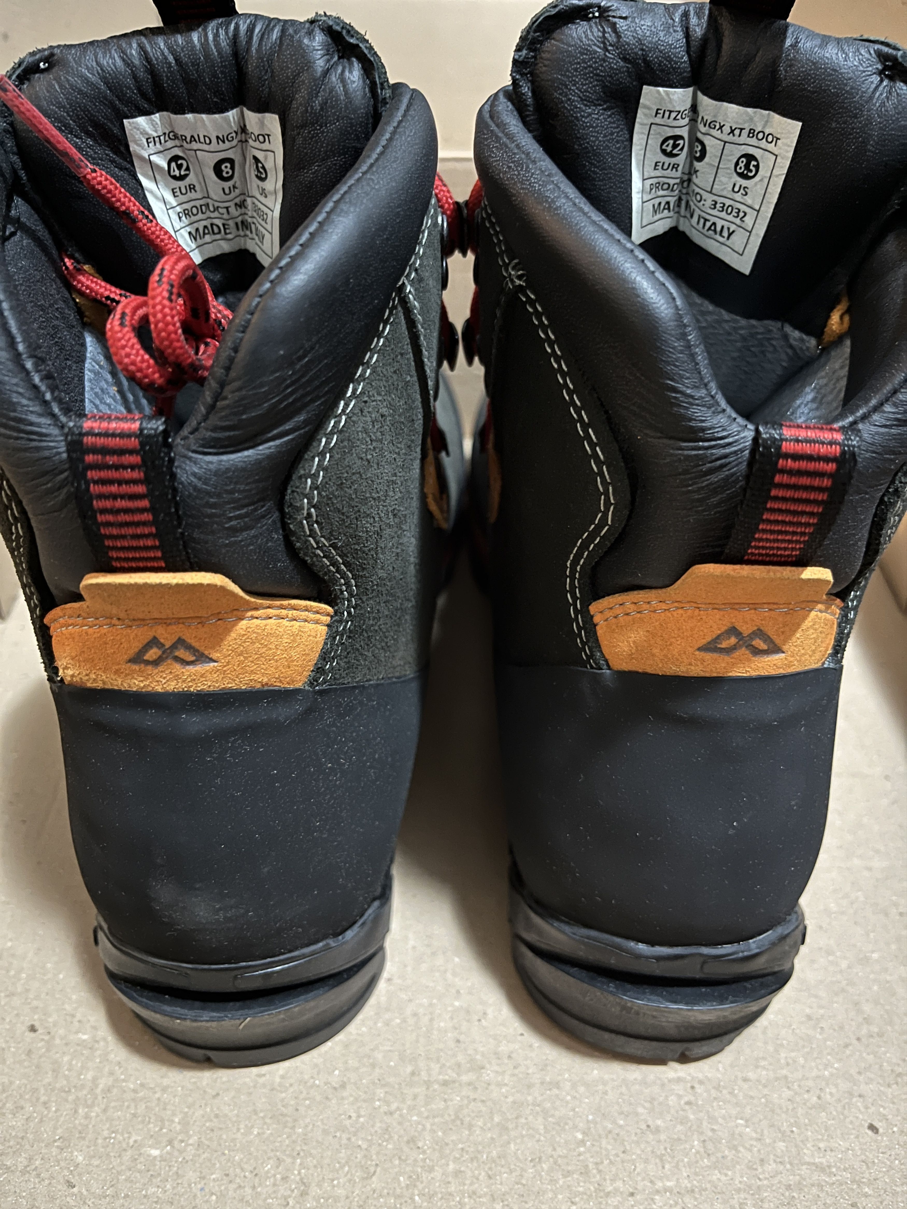 Kathmandu × Vibram XT Fitzgerald NGX Mountaineering Boots Made In Italy Size US 9 / EU 42 - 17 Thumbnail