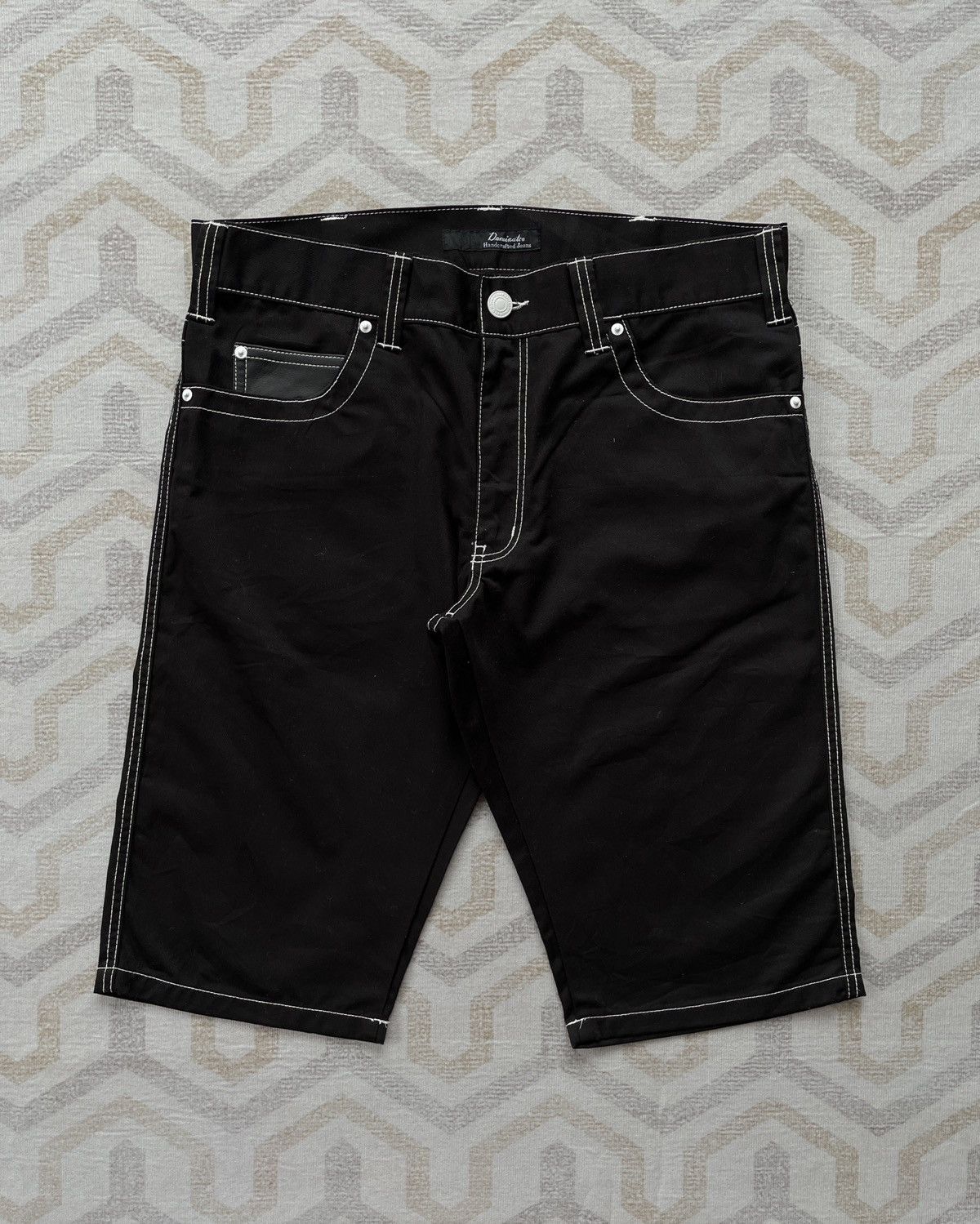 Japanese Brand Dominate Short Pants Size US 36 / EU 52 - 1 Thumbnail