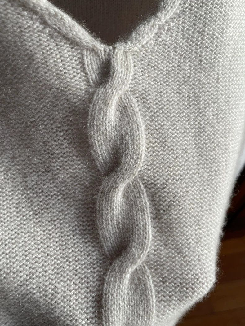 Loro Piana LORO PIANA Cashmere V-neck sweater cardigan Size XS / US 0-2 / IT 36-38 - 4 Thumbnail