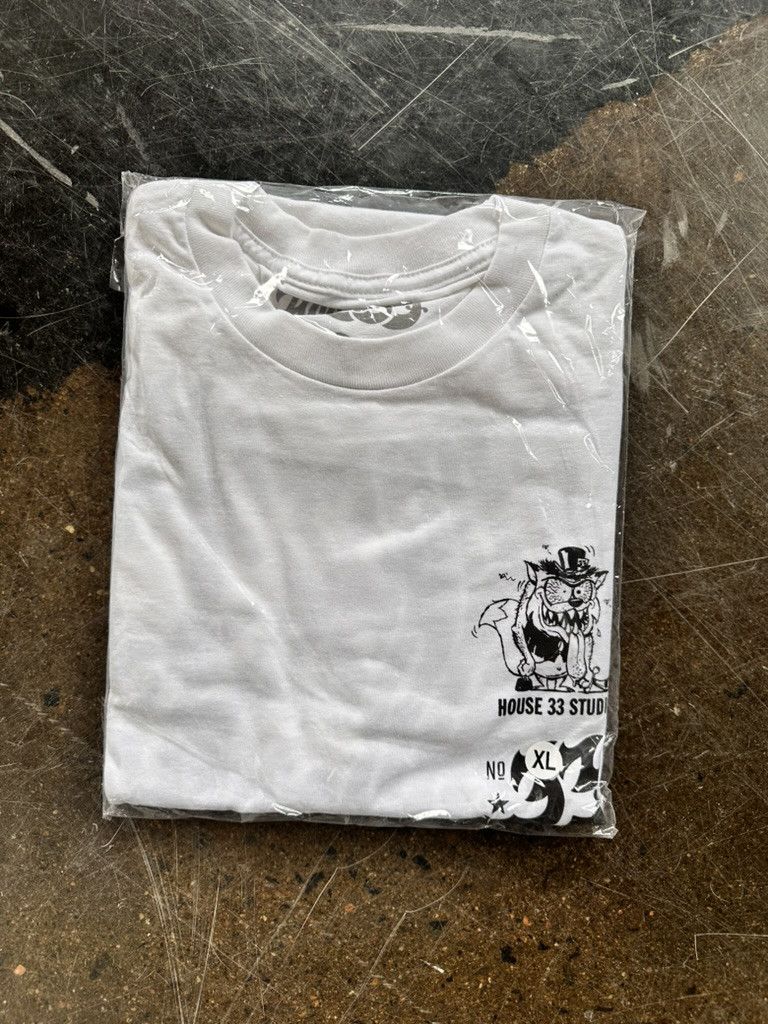 Jeremy Dean HOUSE 33 aka WOBF aka JEREMY DEAN Wavy LS XL Size US XL / EU 56 / 4 - 3 Thumbnail