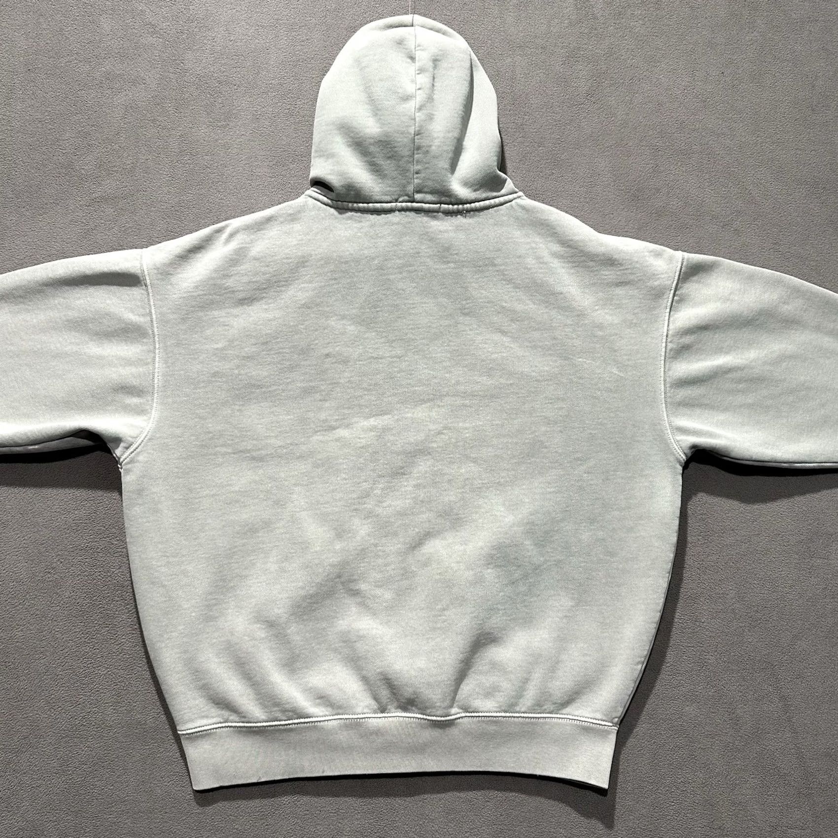 Brandy Melville Brandy Melville Sweatshirt Womens One Size Light Green/Gray Heavy Oversized GUC Size ONE SIZE - 2 Thumbnail