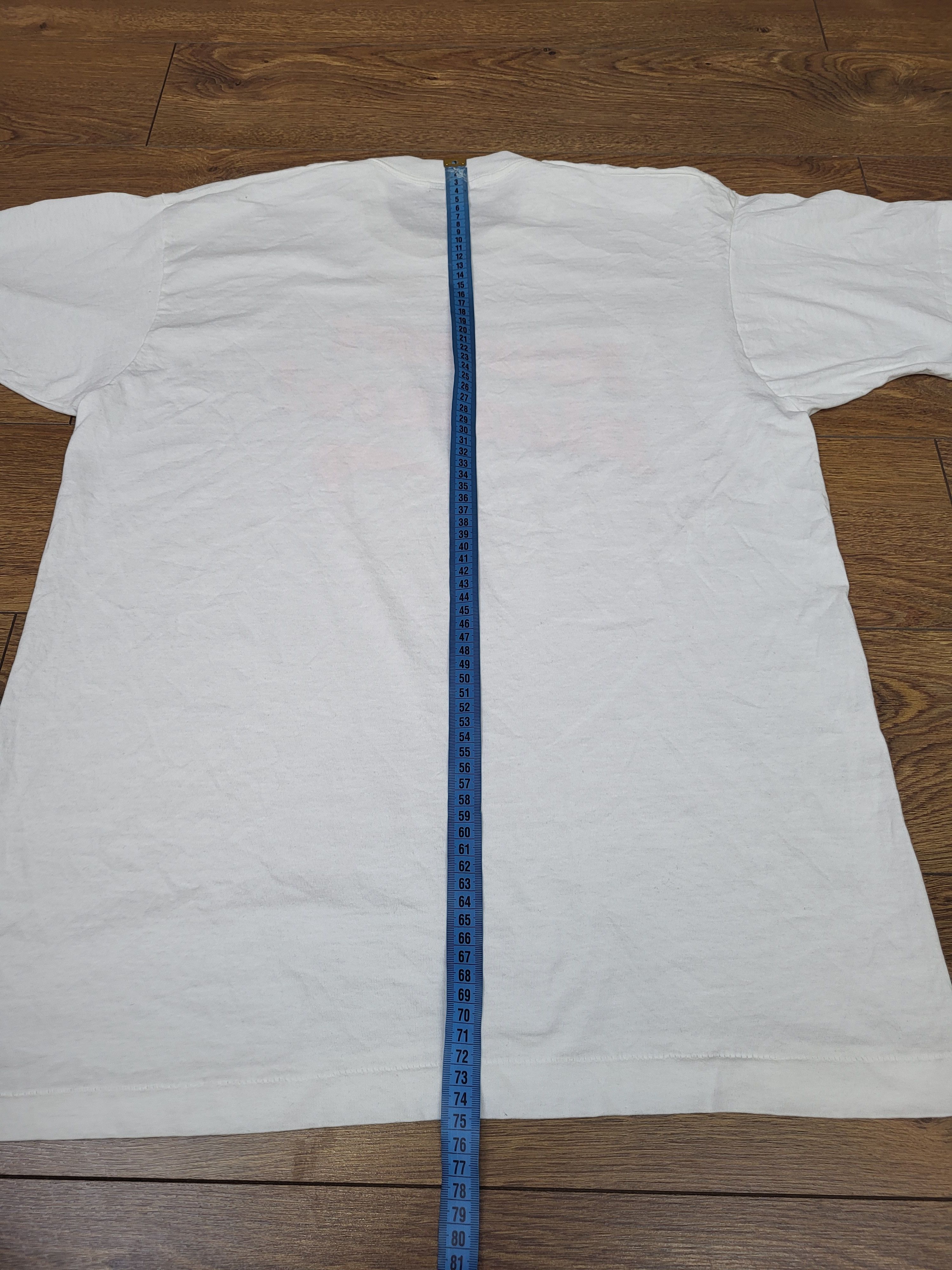 Vintage vintage 90s Newport Pleasure Cigarettes t-shirt made in USA Size US L / EU 52-54 / 3 - 9 Thumbnail