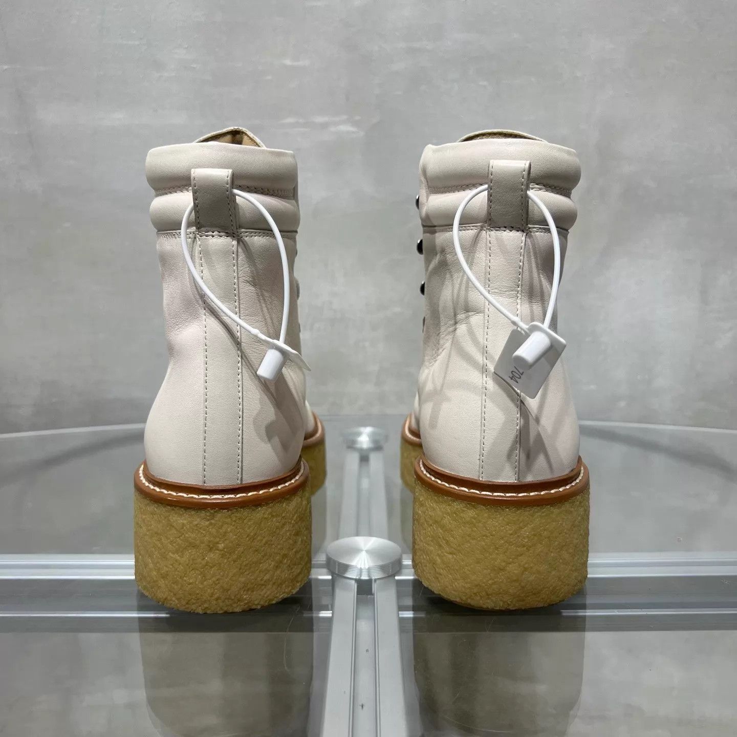 Hermes Hermes women's platform martin boots white 36 Size US 5.5 / IT 35.5 - 6 Thumbnail