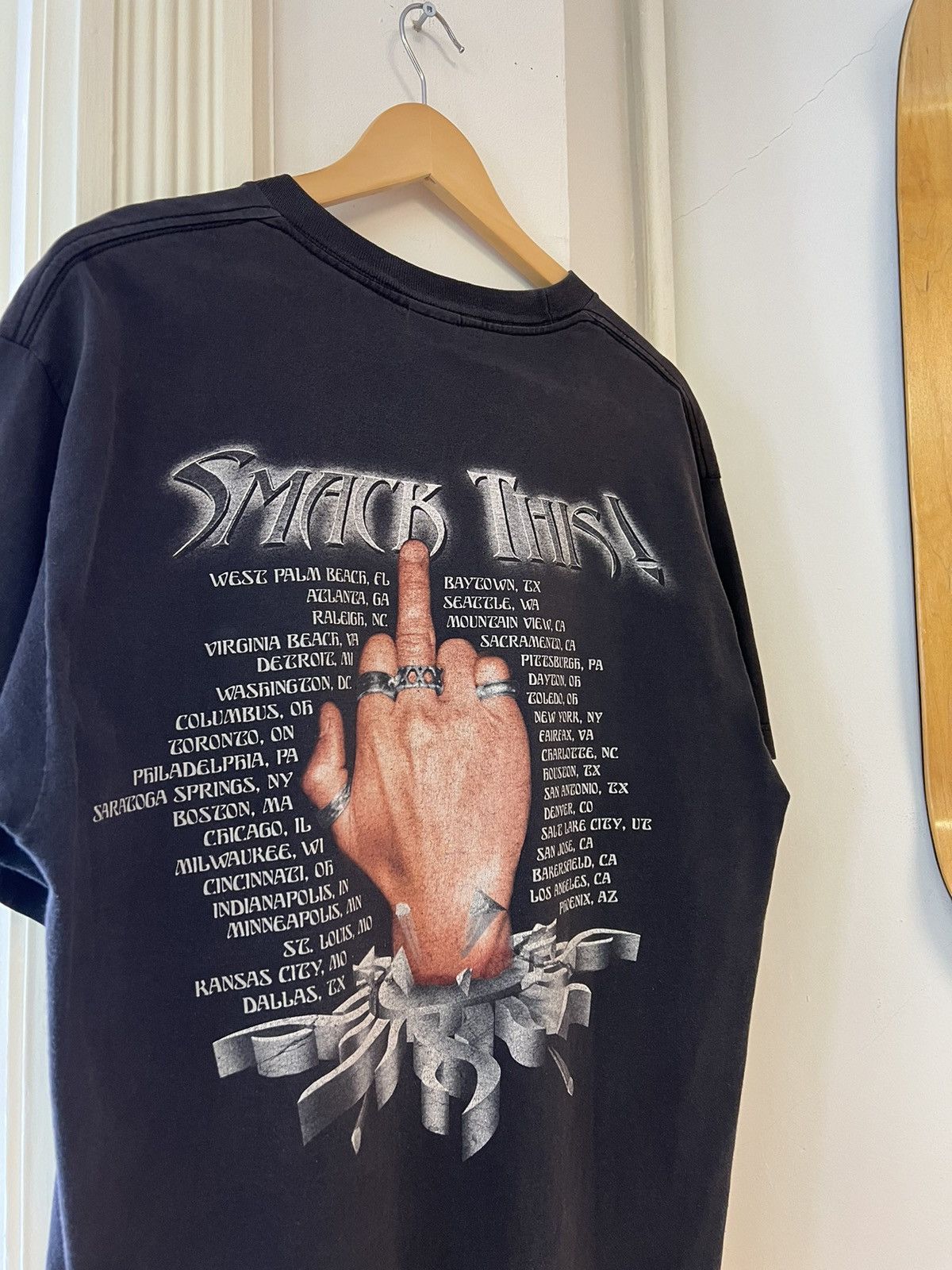 Band Tees × Vintage 2000 Godsmack ‘Smack This’ Tee Size US L / EU 52-54 / 3 - 6 Thumbnail