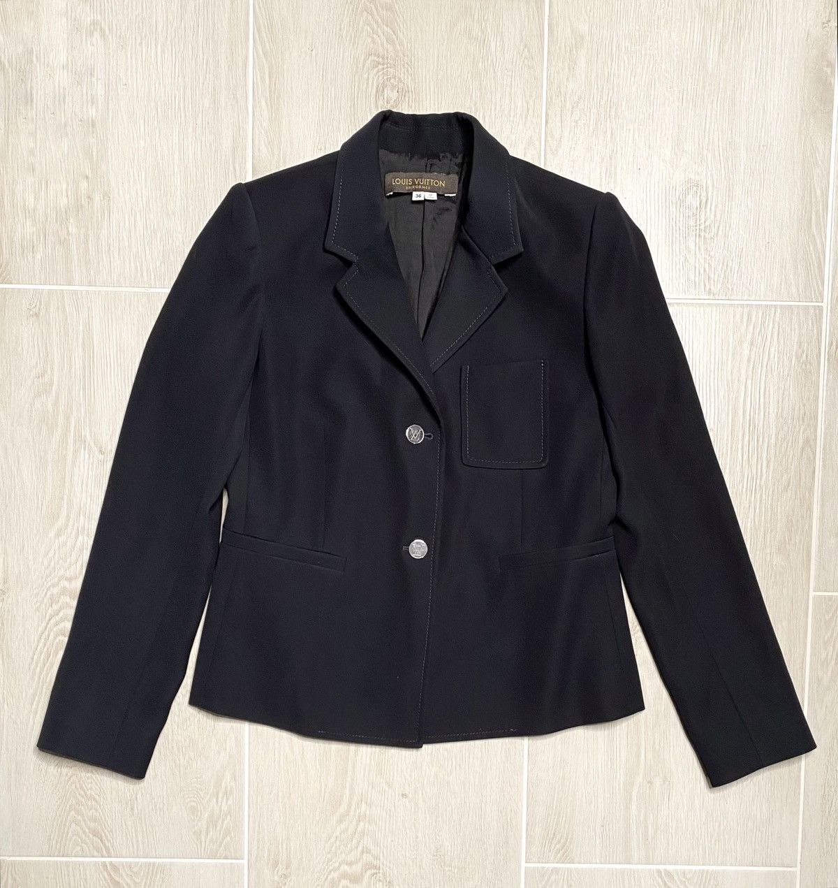 Louis Vuitton Louis Vuitton Uniform Navy Classic Luxury Blazer Size S / US 4 / IT 40 - 1 Thumbnail