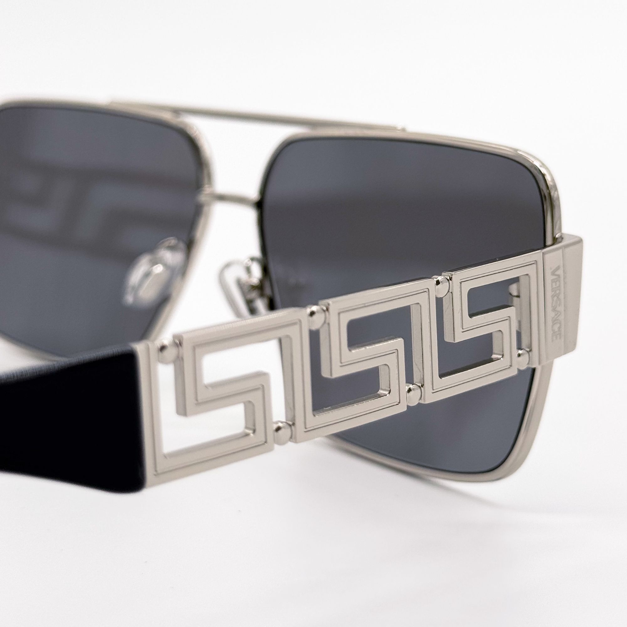 Versace NEW VERSACE SUNGLASSES VE2290 10016G SILVER VE2290 1001/6G Size ONE SIZE - 6 Thumbnail