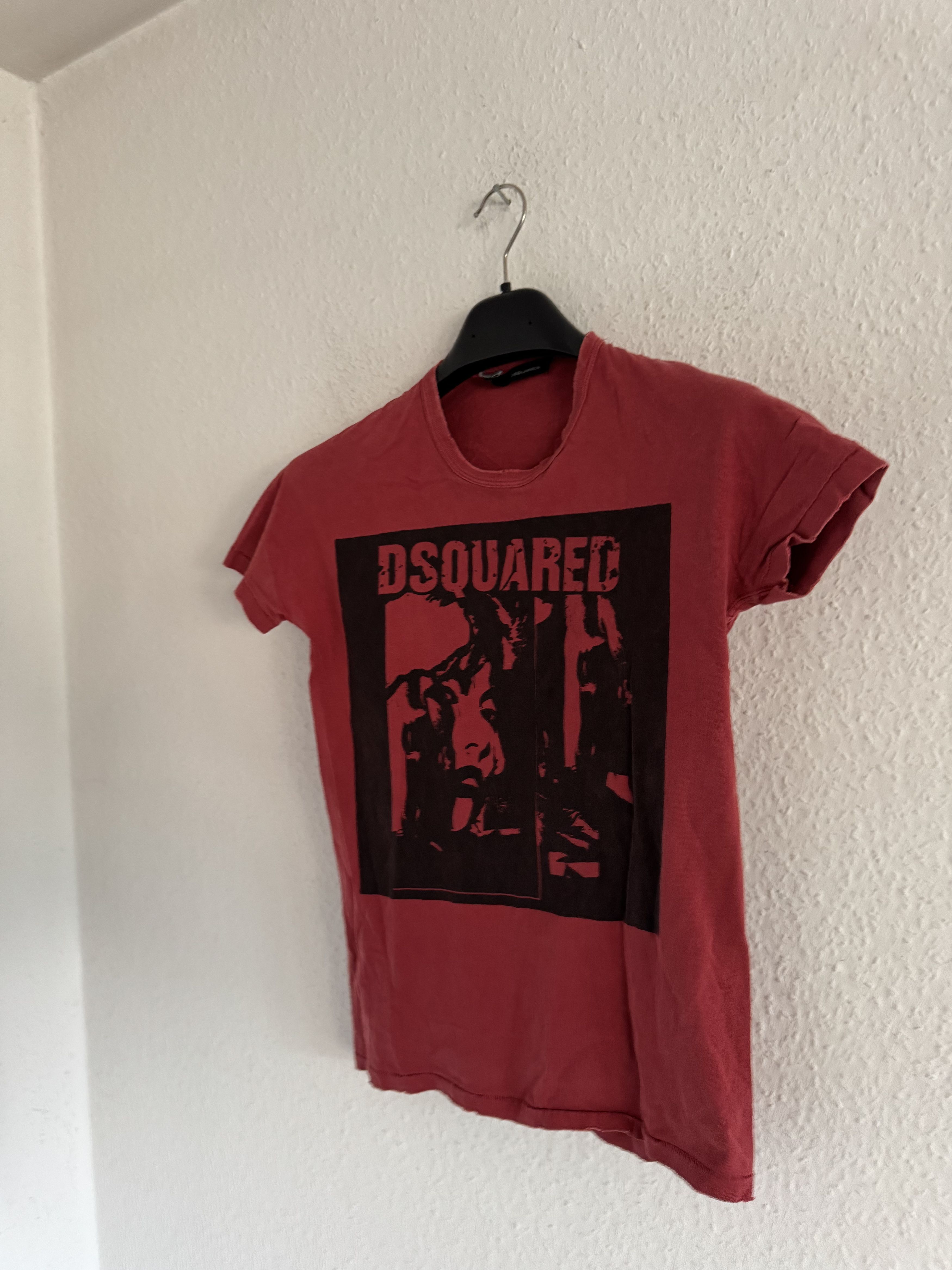 Dsquared2 Night Fever Graphic T-Shirt Size US S / EU 44-46 / 1 - 2 Thumbnail