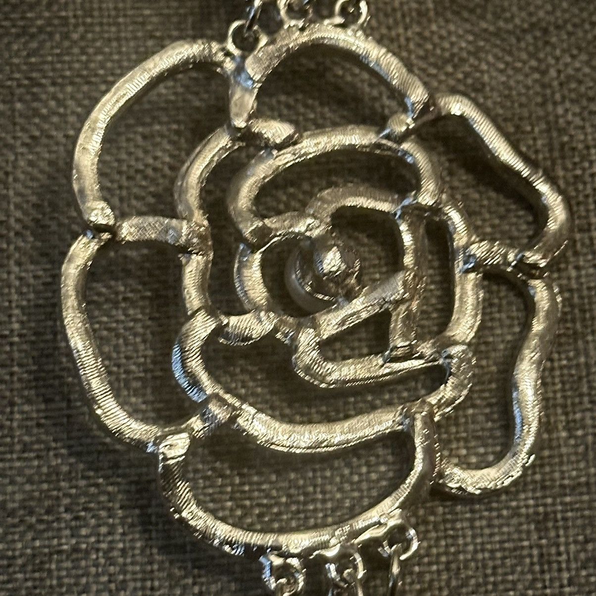 Other Long triple strand rhinestone Cornelia flower necklace Size ONE SIZE - 3 Thumbnail