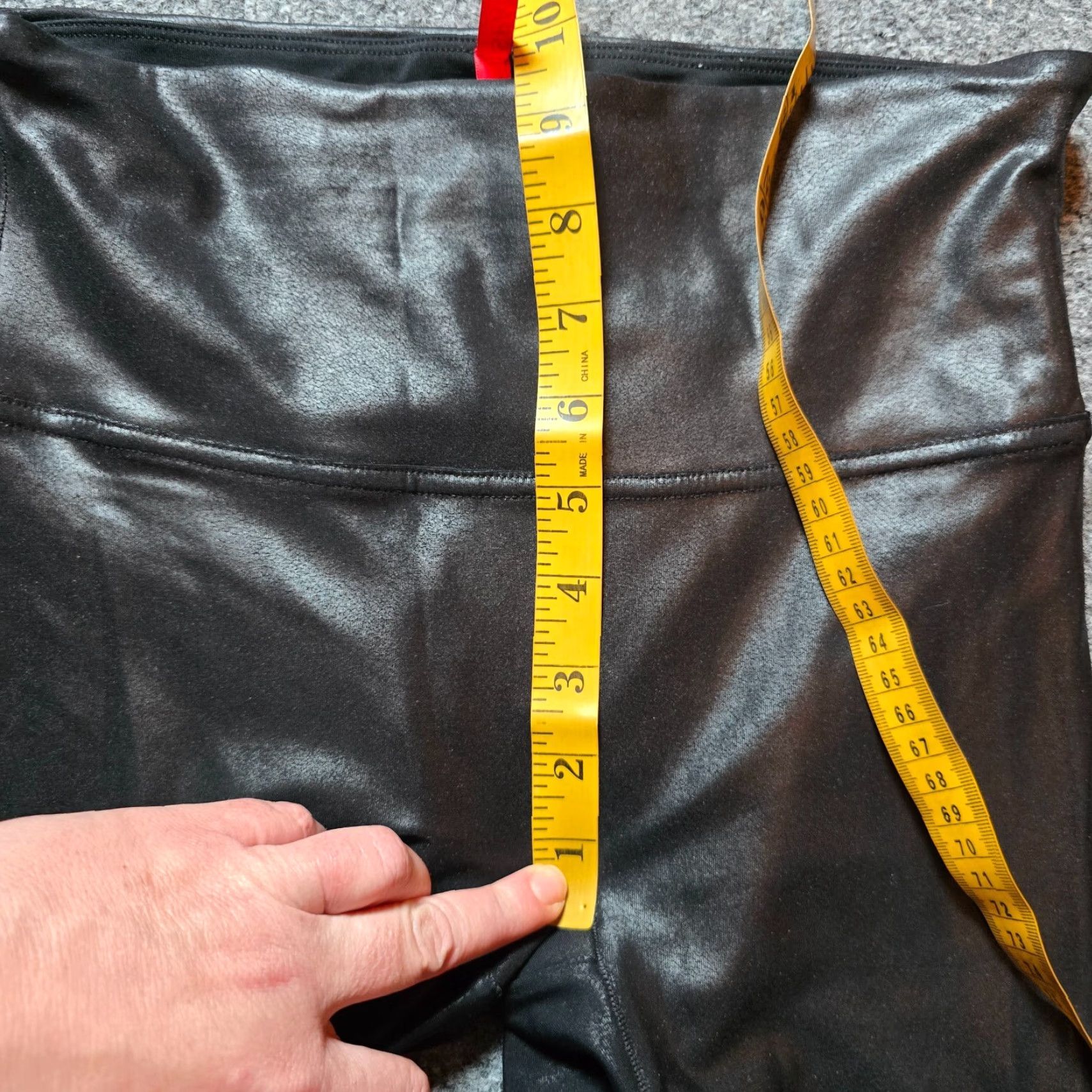 Spanx Spanx Pants Women Medium Black Faux Leather Stretch Casual Capsule Minimal Leggings Size 32" / US 10 / IT 46 - 6 Thumbnail