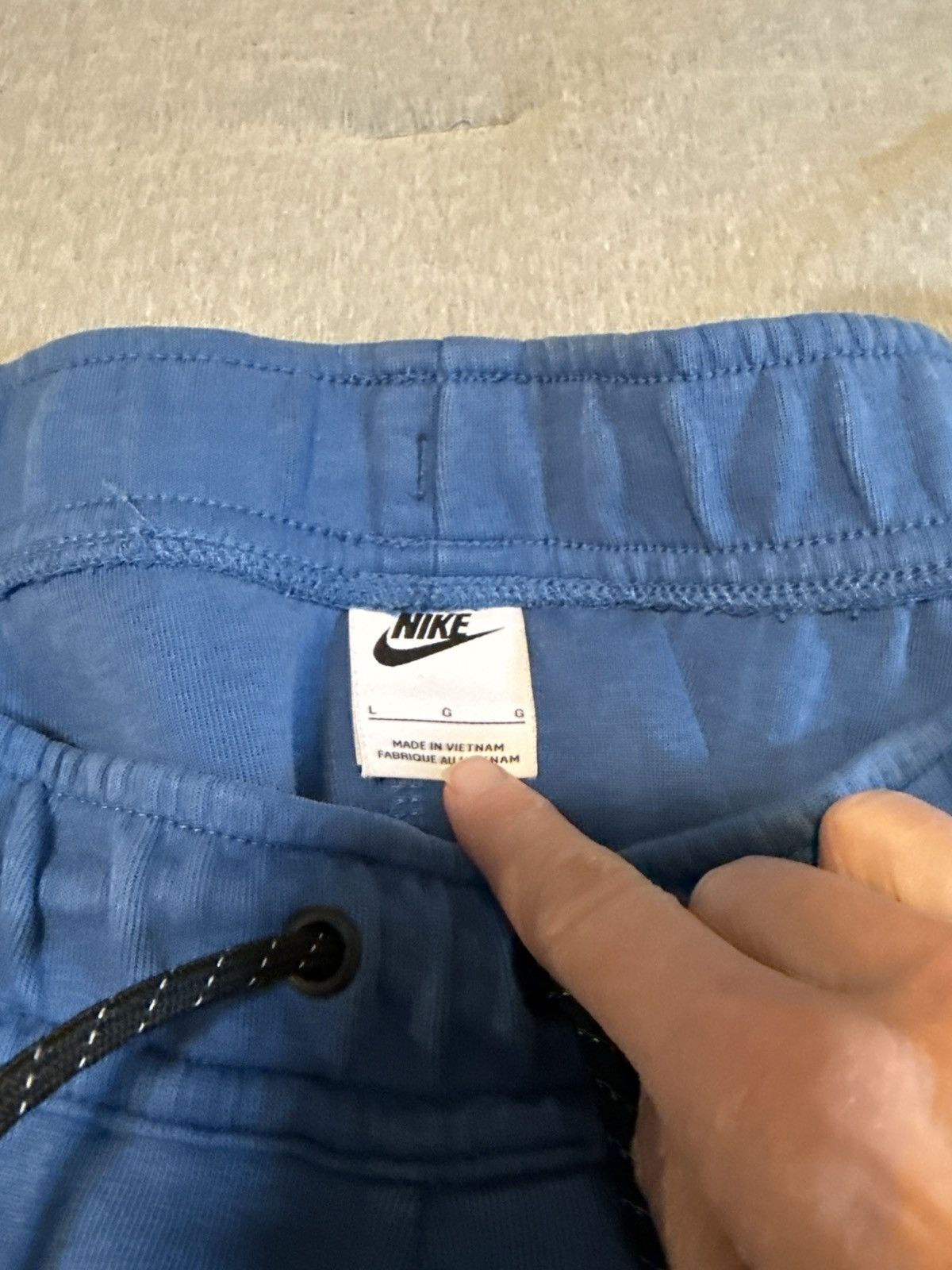 Nike Mens nike tech fleece size L blue Size US 40 / EU 56 - 3 Thumbnail