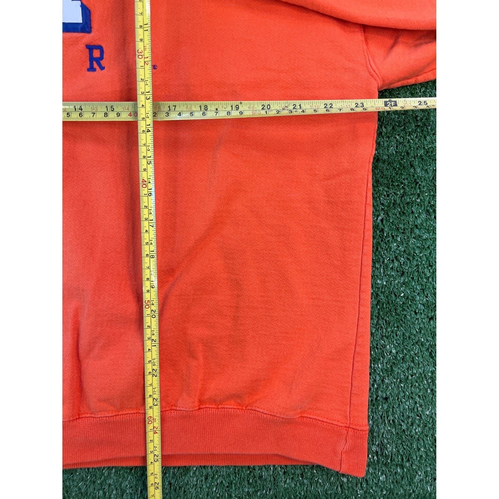 Other Champion Florida Gators UF Sweatshirt Orange M/L Crewneck Size US L / EU 52-54 / 3 - 8 Thumbnail