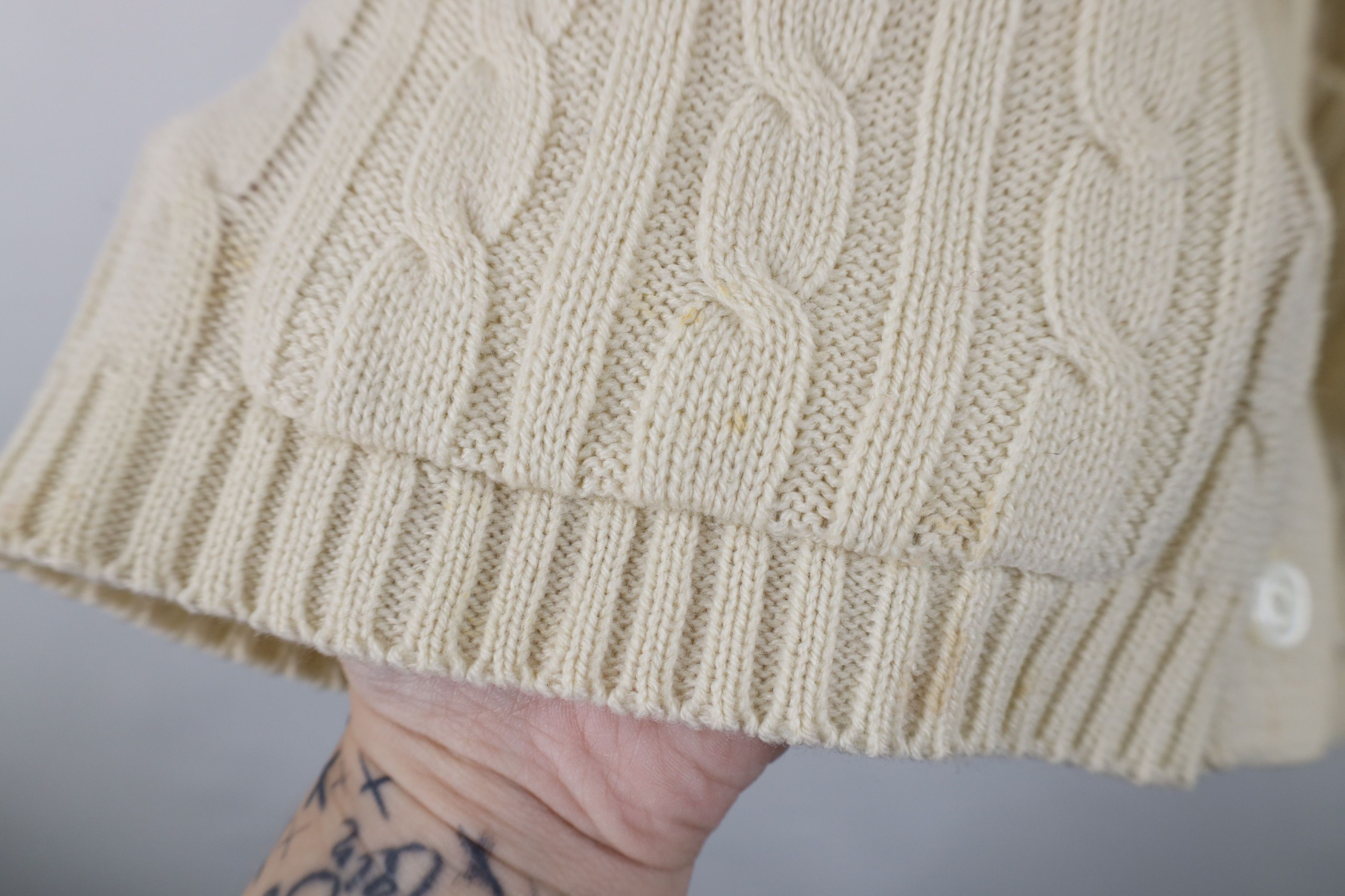 Vintage Vintage 70s Streetwear Chunky Cable Knit Sweater Vest Beige Size M / US 6-8 / IT 42-44 - 7 Thumbnail