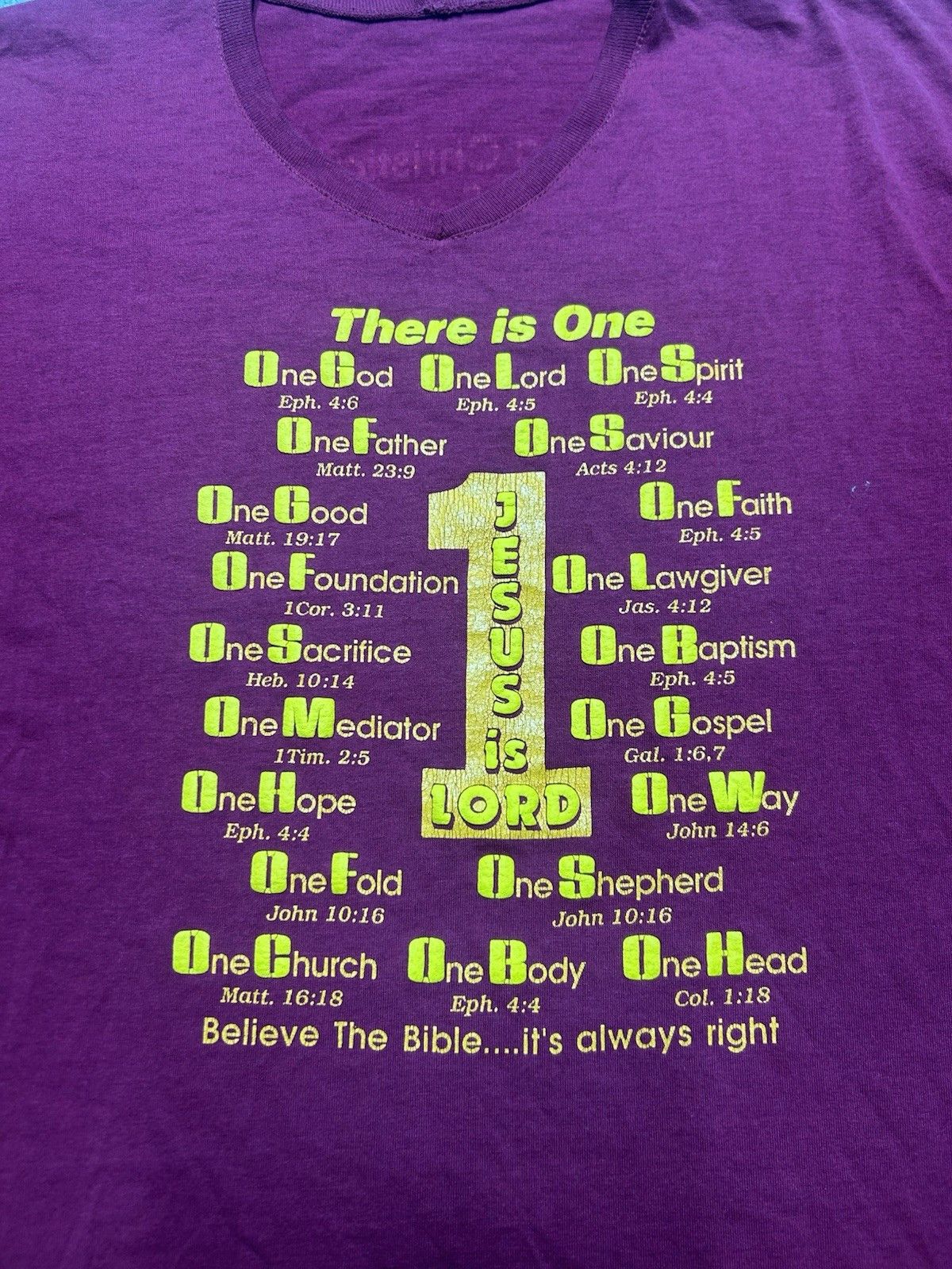 Vintage VTG 90s v neck t shirt Jesus god Christian single stitch L Size US L / EU 52-54 / 3 - 2 Thumbnail