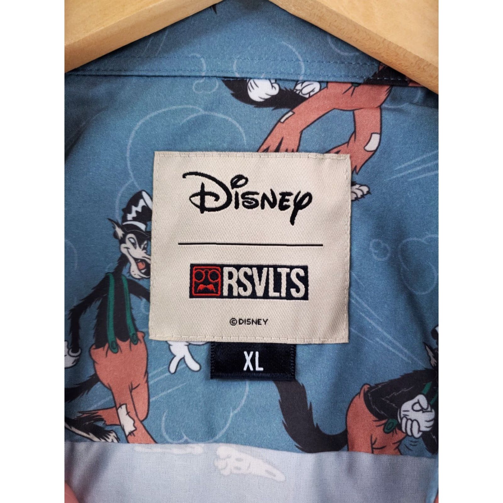 Disney RSVLTS Disney Villains Series 3 Huff'n and Puff'n Button Down Shirt Mens XL NWT Multicolor Shirt Size US XL / EU 56 / 4 - 3 Thumbnail