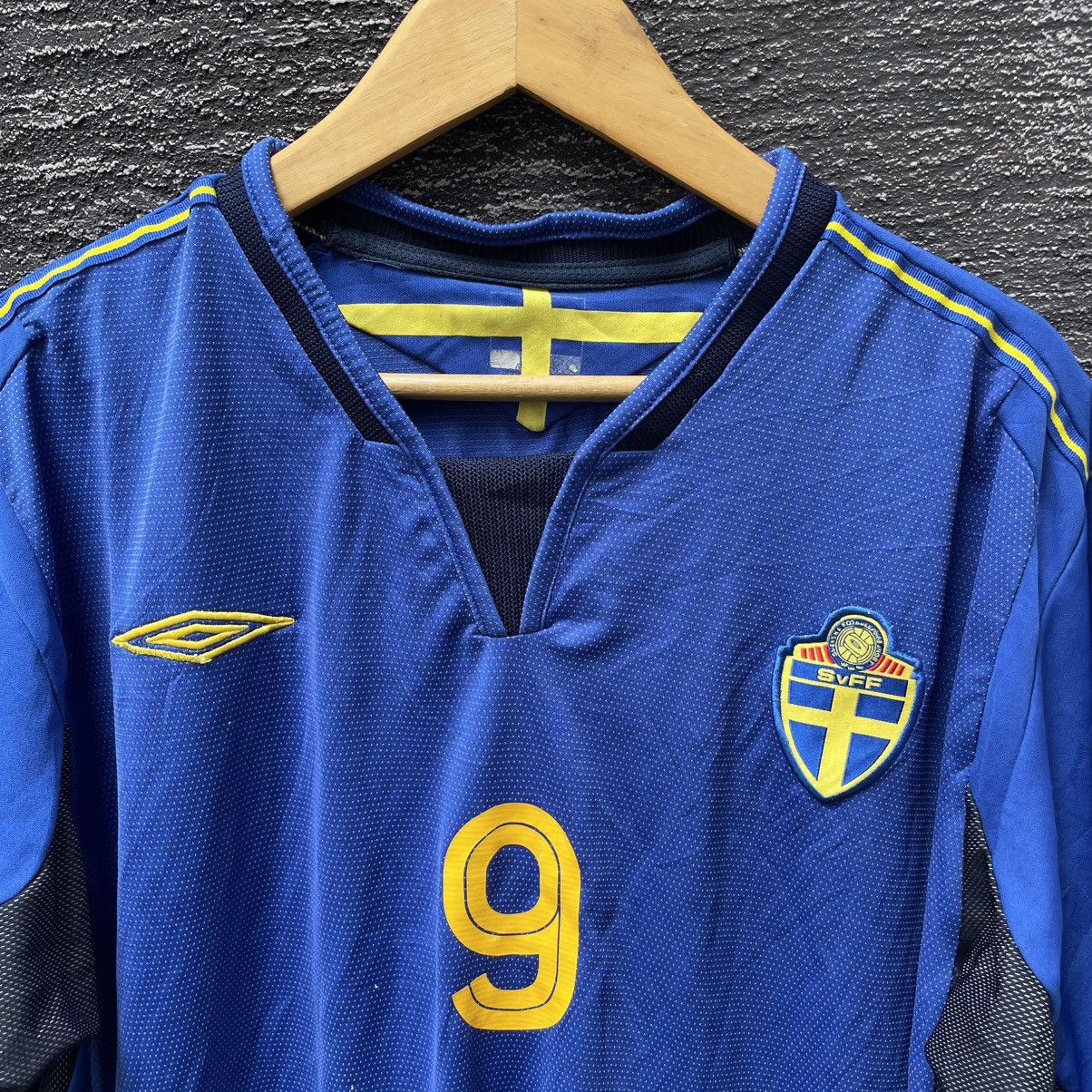 Umbro Vintage Jersey Umbro Away Swedia Fifa World Cup 2006 Germany Size US L / EU 52-54 / 3 - 2 Thumbnail