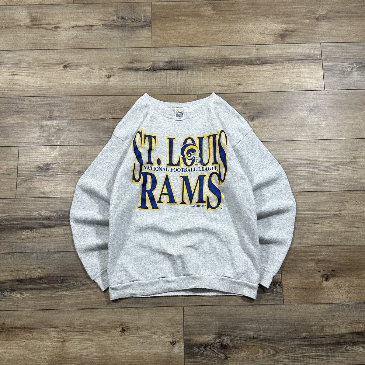 NFL Vintage 1995 NFL St. Louis Rams Spell-Out Crewneck Size US XL / EU 56 / 4 - 1 Thumbnail