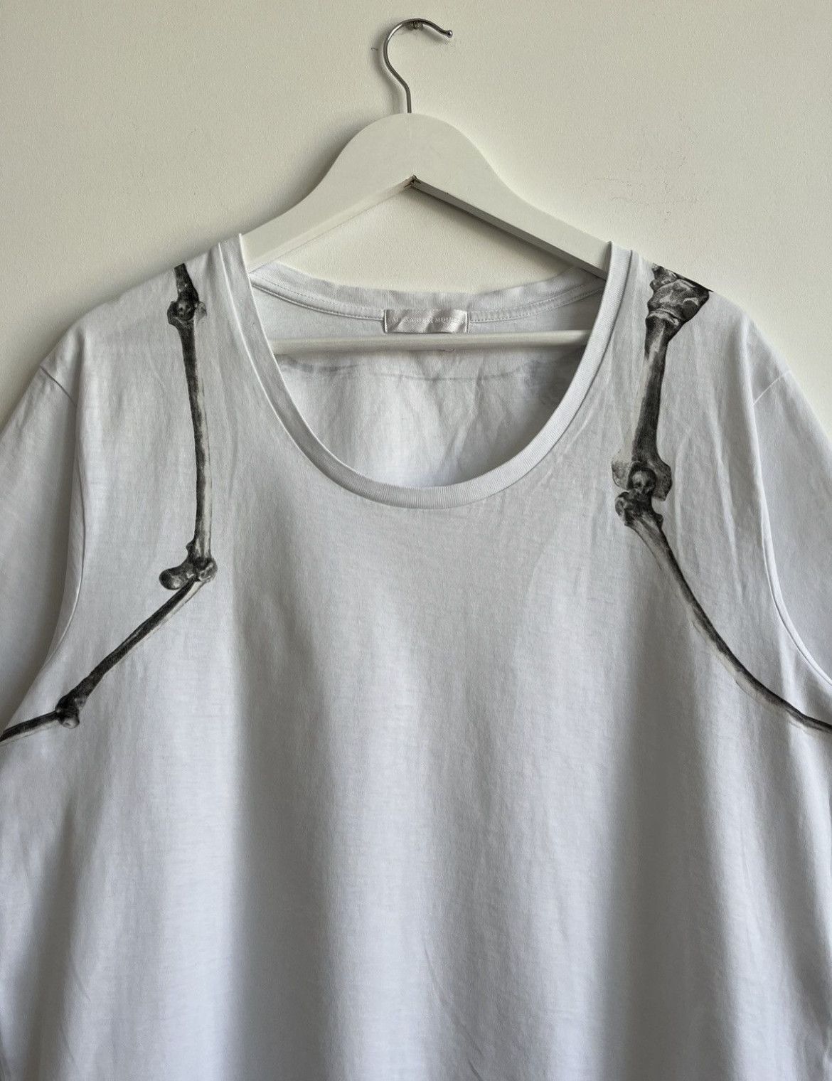 Alexander McQueen Alexander McQueen 2014 Shoulder Bones Tee Size M / US 6-8 / IT 42-44 - 2 Thumbnail