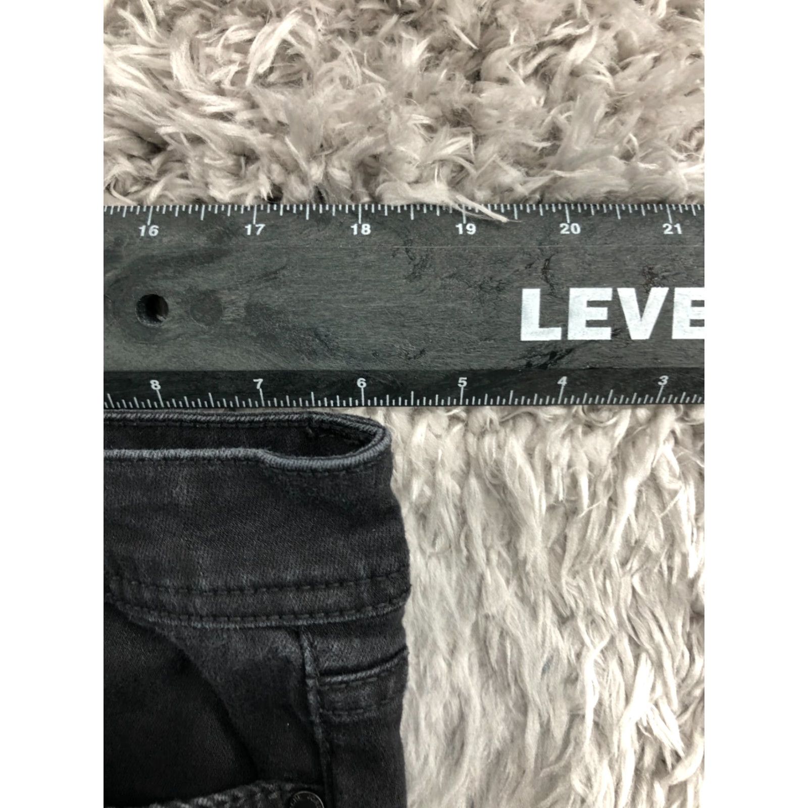 Jordache Jordache Jeans Skinny Size 14 Womens Dark Wash Black Leather Buttons Zipper Logo 5-Pocket Regular Inseam 29 Size 36" / US 14 / IT 50 - 2 Thumbnail