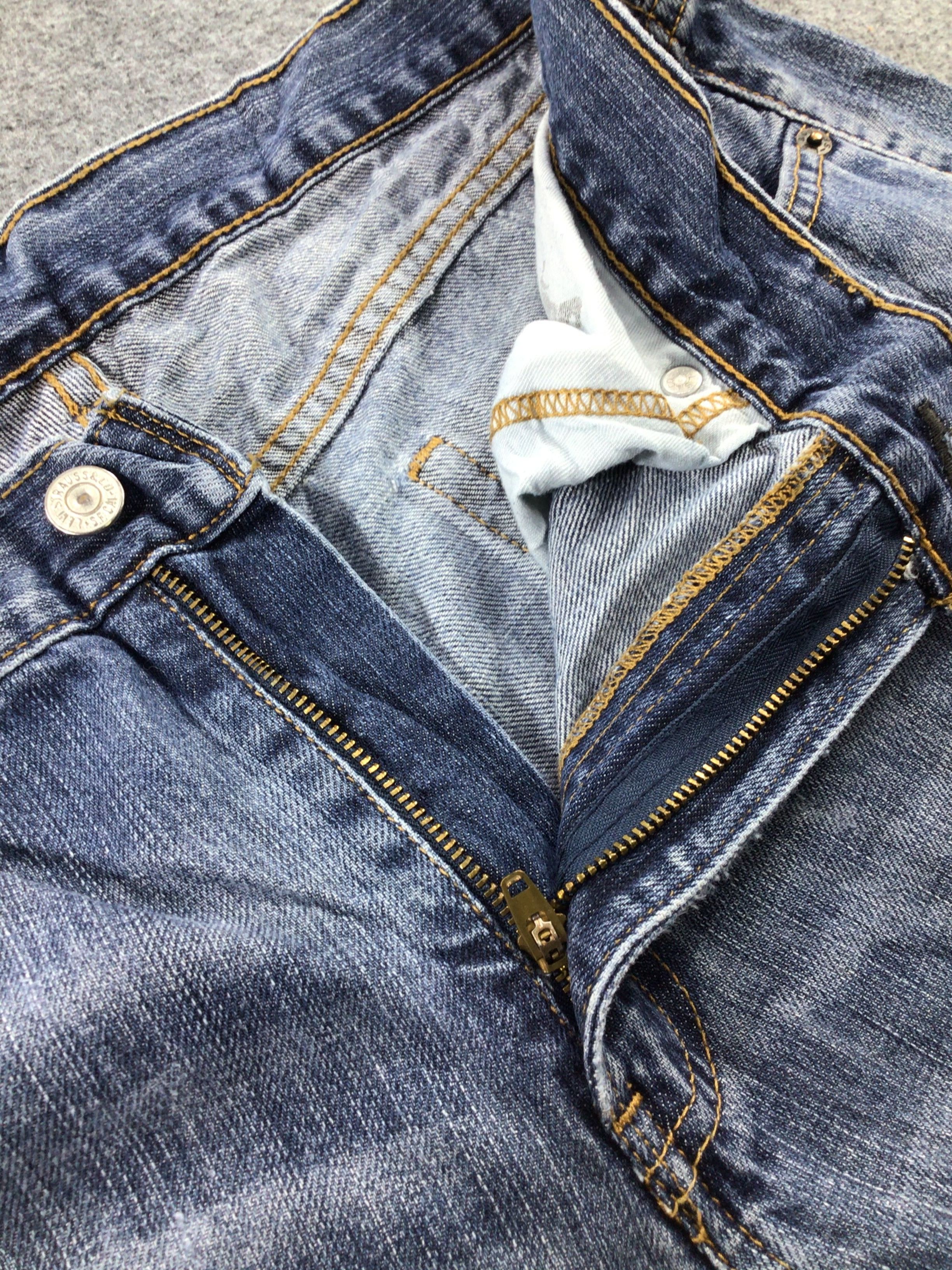 Levi's Vintage Levi's 559 Jeans Faded Blue Denim KJ289 Size US 32 / EU 48 - 8 Thumbnail
