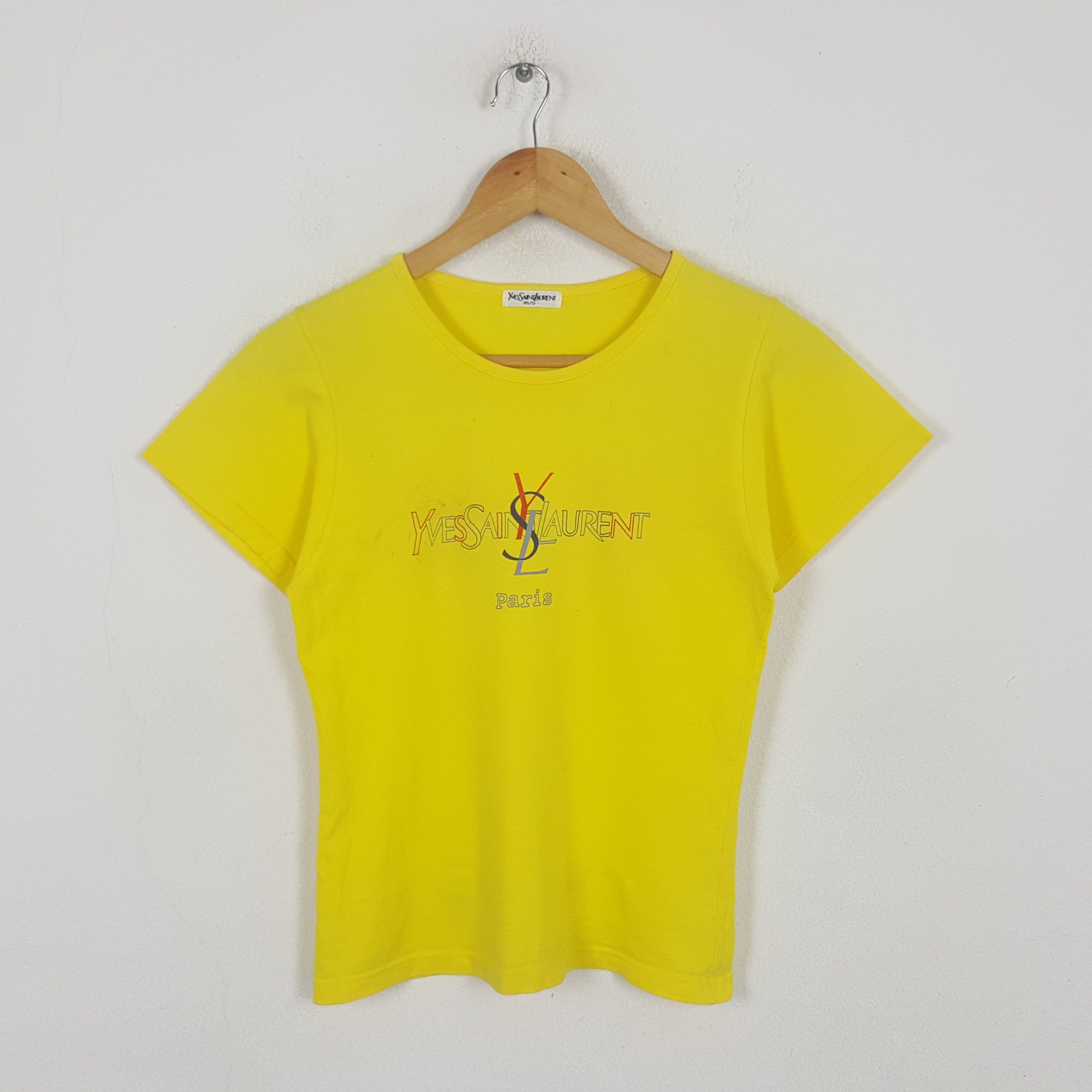 Vintage Vintage Yves Saint Laurent Designer Brand Tshirt RR13 Size XS / US 0-2 / IT 36-38 - 1 Thumbnail