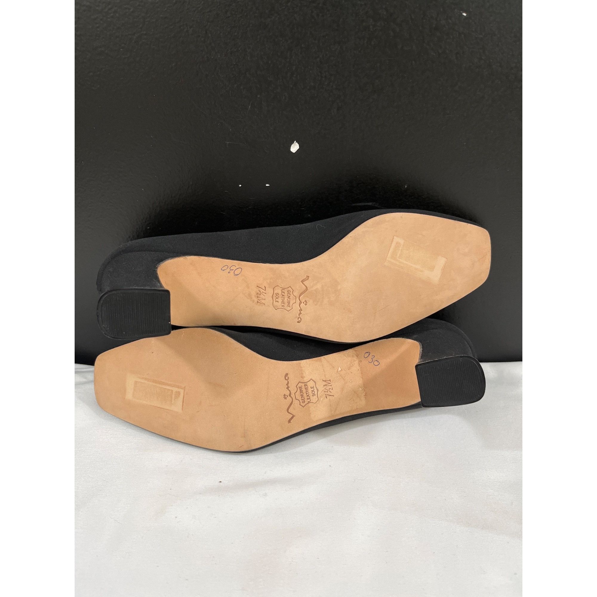 Other Nina Women's Black Leather Shoes/Heels Size 7.5 SKU 5769 Size US 7.5 / IT 37.5 - 3 Thumbnail