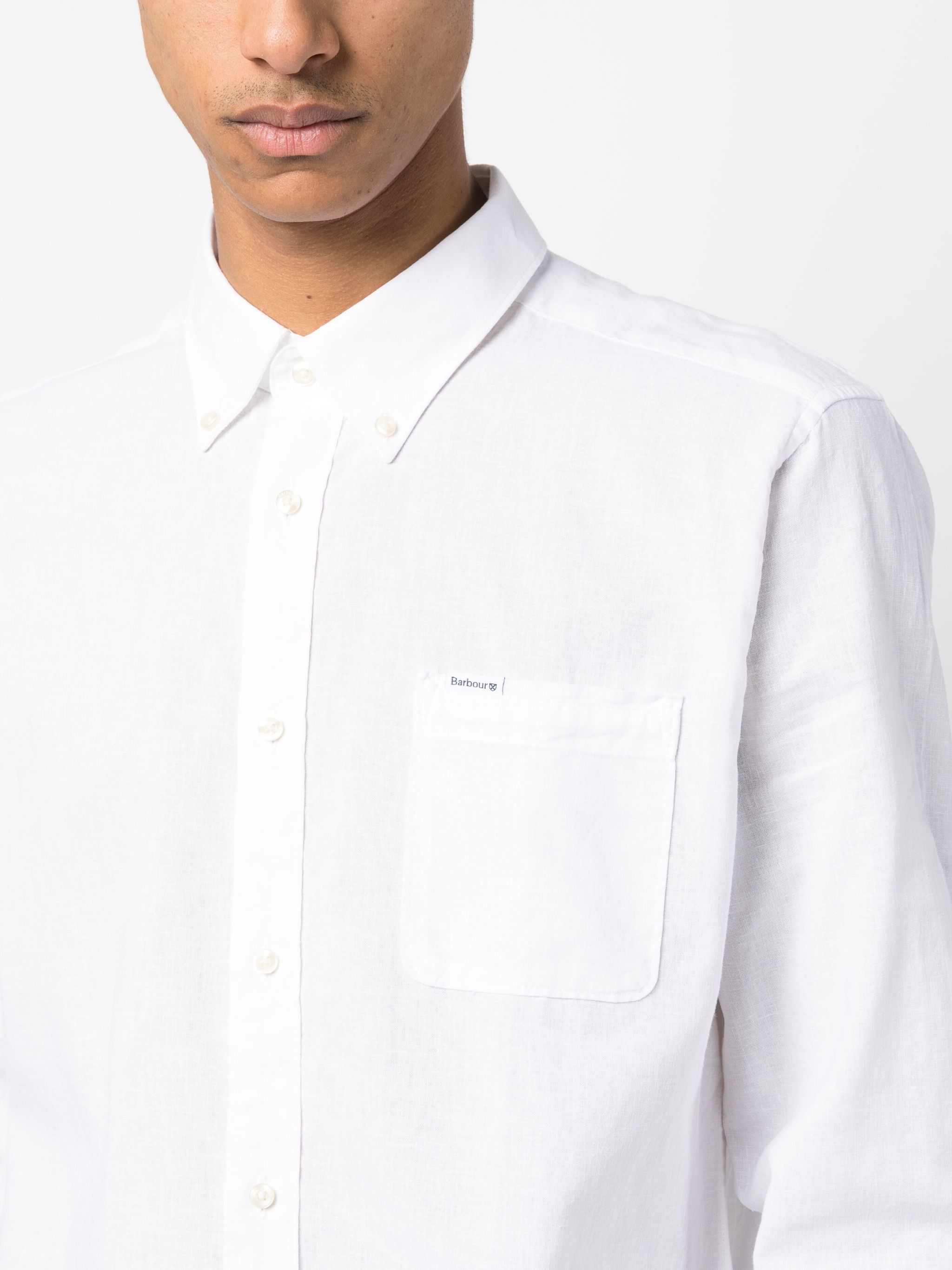 Barbour o1y1224 Logo Single Pocket Shirt in White Size US XXL / EU 58 / 5 - 5 Thumbnail