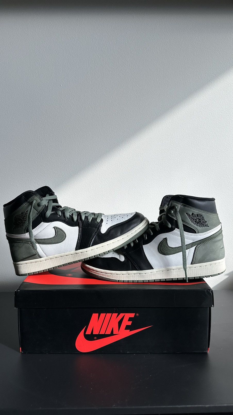 image of Jordan Nike Jordan 1 Retro High Clay Green Shoes, Men's (Size 10.5)
