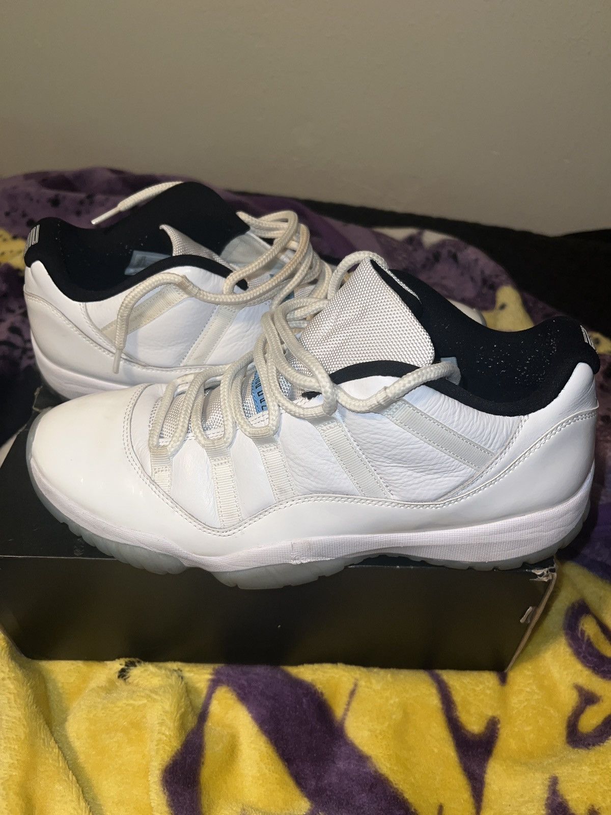 Jordan Brand Jordan 11 Retro Low Legend Blue Size US 13 / EU 46 - 5 Thumbnail