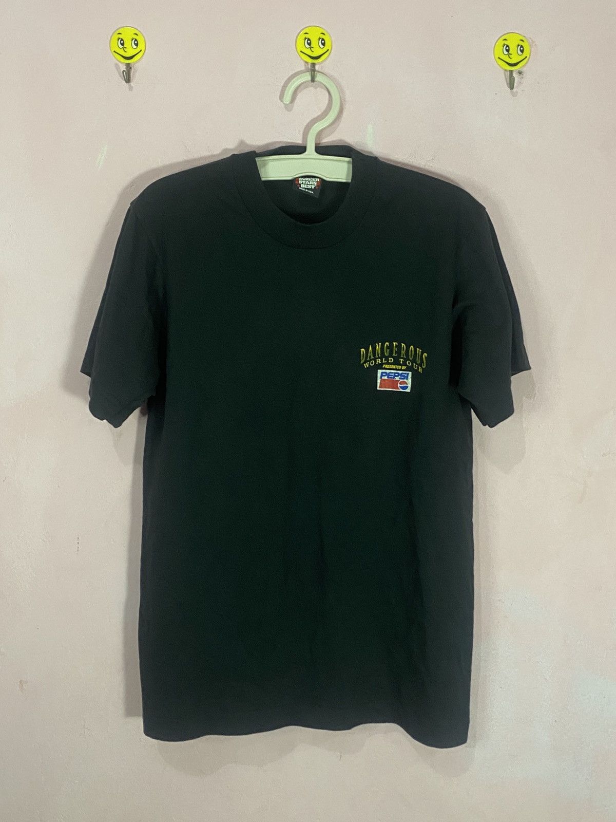 Michael Jackson × Vintage Vintage michael jackson dangerous world tour Size US M / EU 48-50 / 2 - 2 Thumbnail