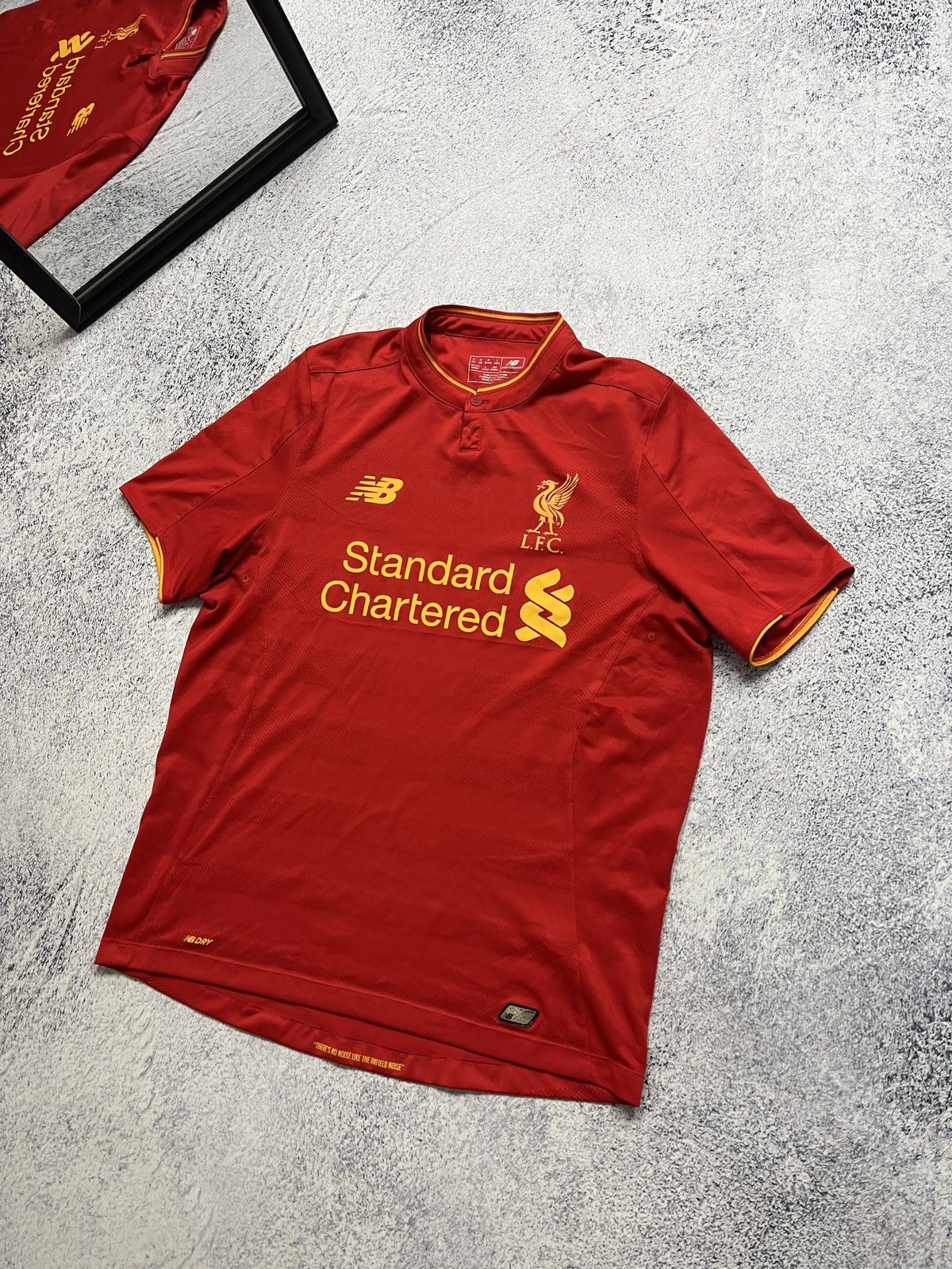 New Balance New Balance Liverpool 2016/2017 Home Shirt Soccer Jersey Size US M / EU 48-50 / 2 - 3 Thumbnail