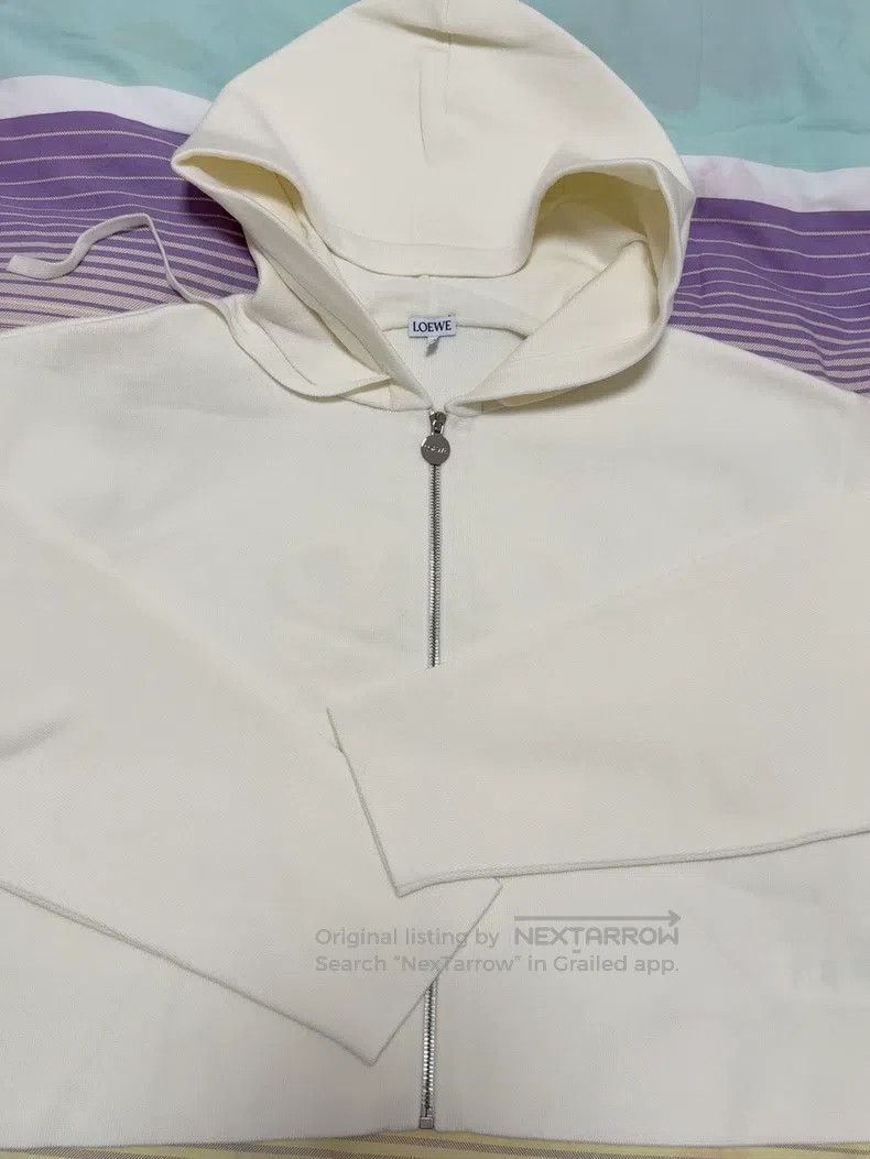 Loewe Loewe SS24 solid color back logo hooded zip wool sweater l Size L / US 10 / IT 46 - 1 Thumbnail