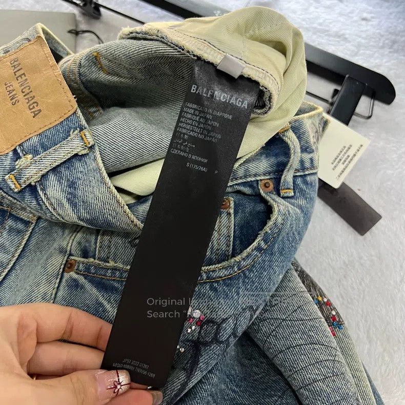 Balenciaga Balenciaga size S Graffiti print ripped denim pants Size US 27 - 5 Thumbnail