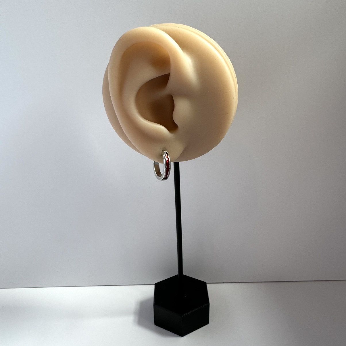Designer 15mm Small Hoop Earrings for Men Women Unisex Hip Hop Style Size ONE SIZE - 7 Thumbnail