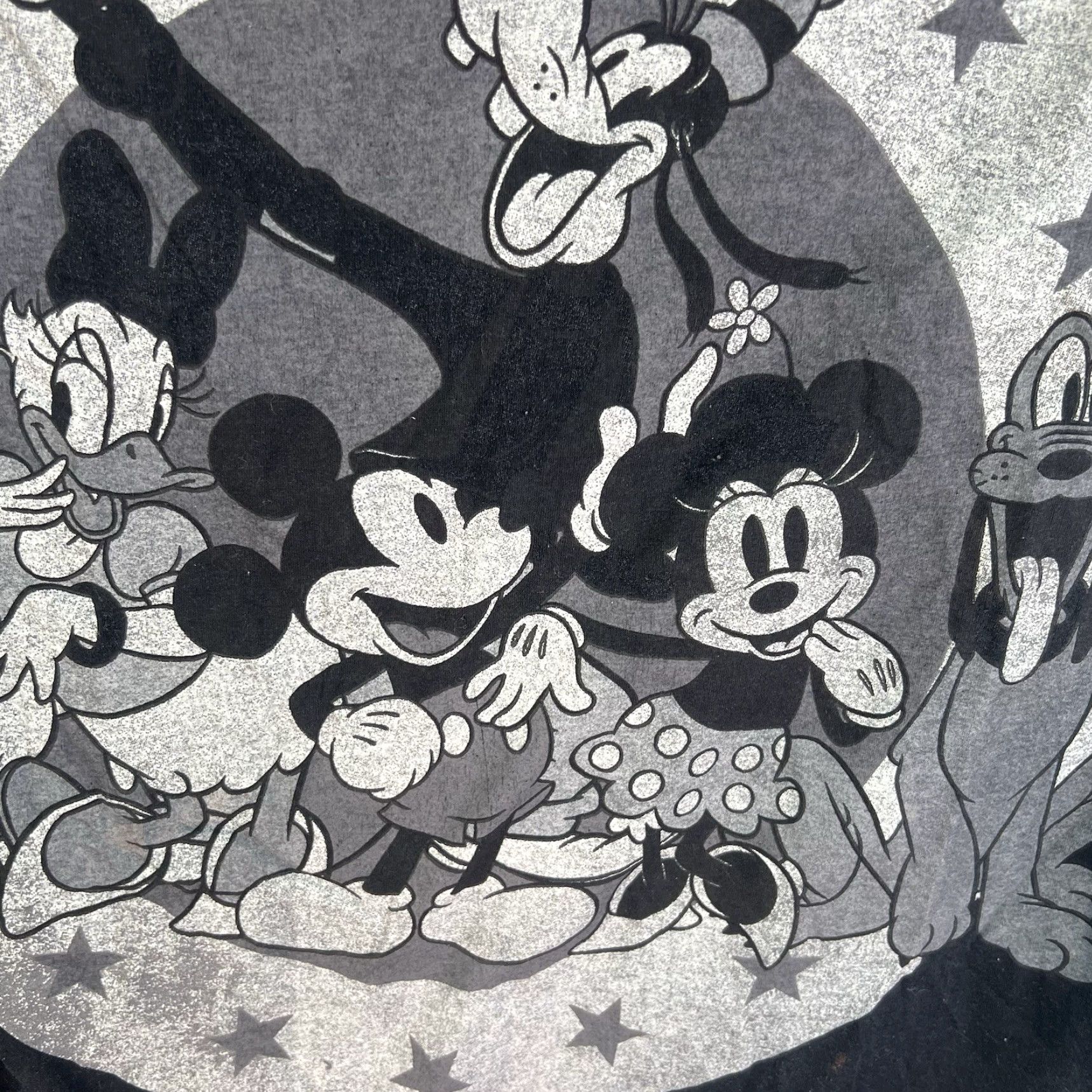 Disney Mickey Mouse Disney Embroidered T-Shirt Mens XL Black Short Sleeve Size US XL / EU 56 / 4 - 4 Thumbnail