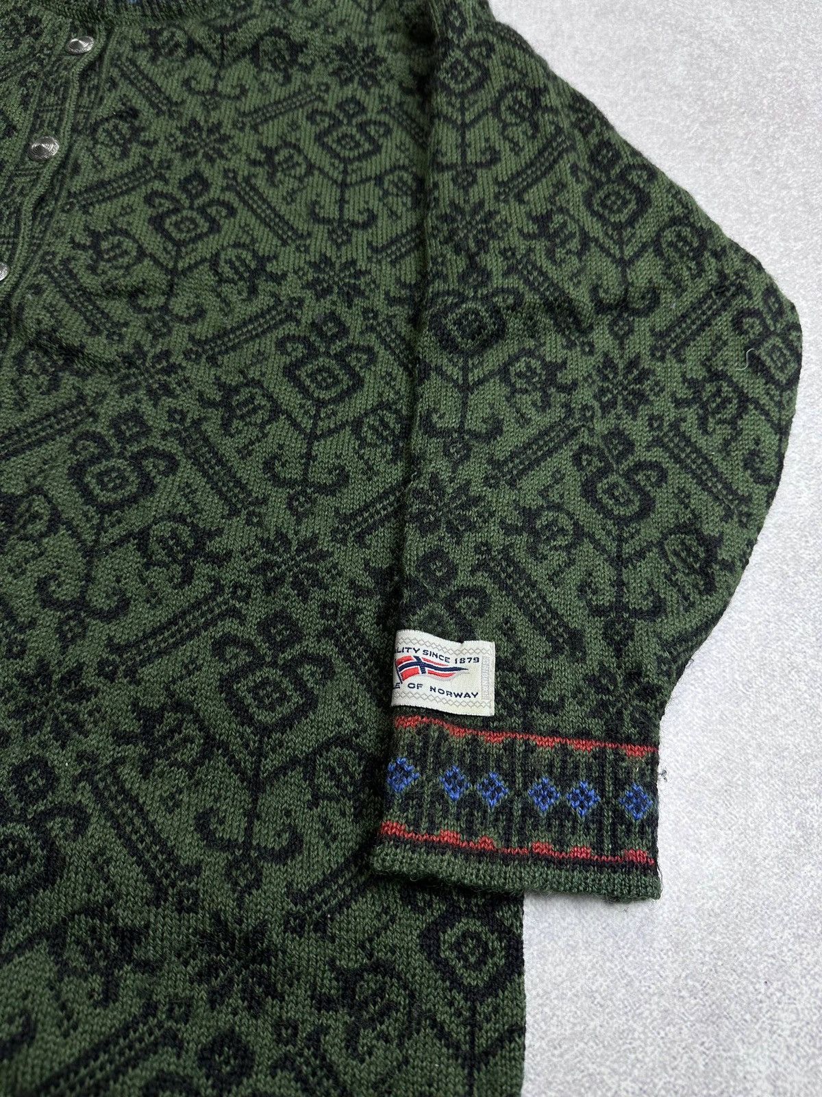 Vintage Vintage Dale Of Norway Knit Sweater Y2K S Size US S / EU 44-46 / 1 - 3 Thumbnail