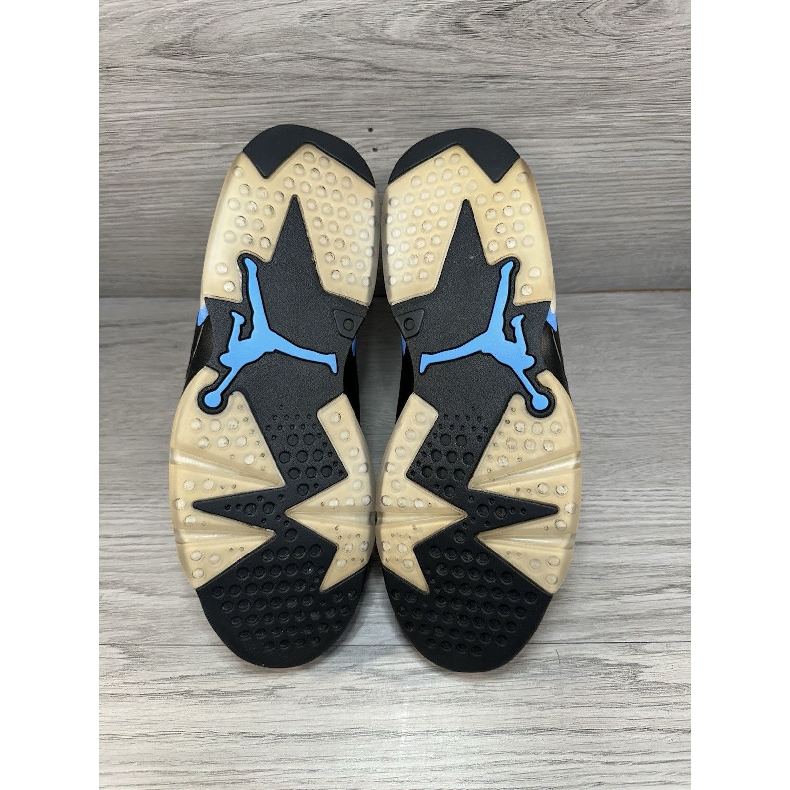 Jordan Brand Air Jordan 6 Retro UNC - Size 11.5 Size US 11.5 / EU 44-45 - 6 Thumbnail