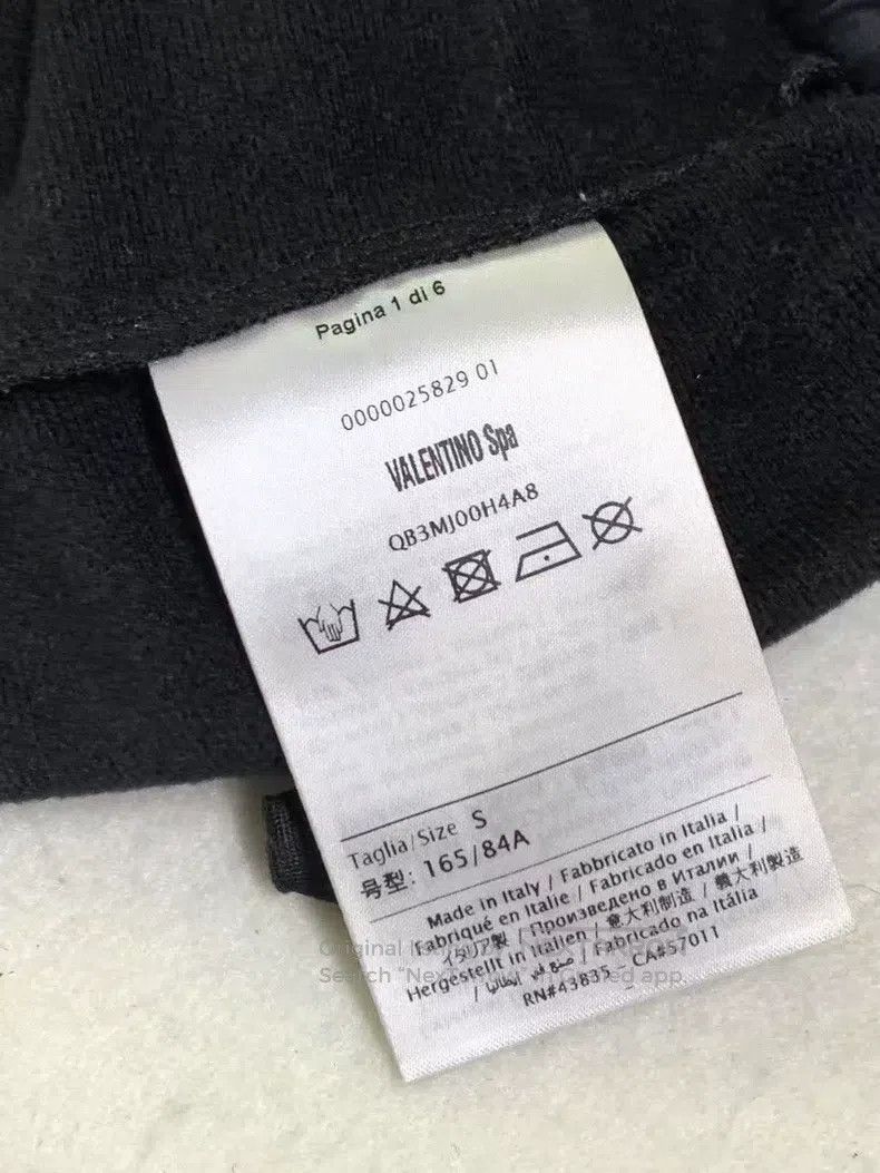 Other Valentino Big logo dress Size S / US 4 / IT 40 - 6 Thumbnail