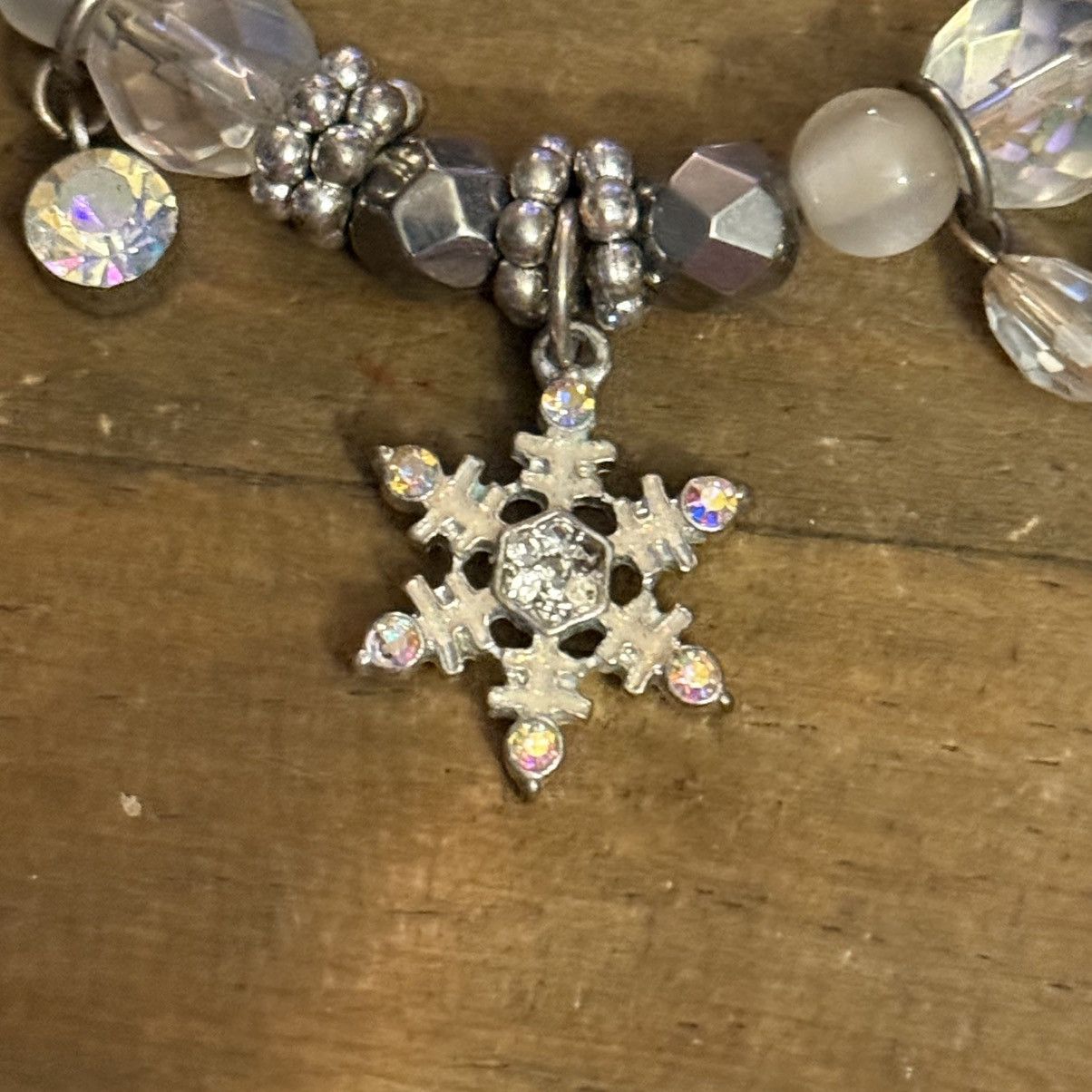 Other Sparkly silver tone snowflake charm stretch bracelet Size ONE SIZE - 6 Thumbnail