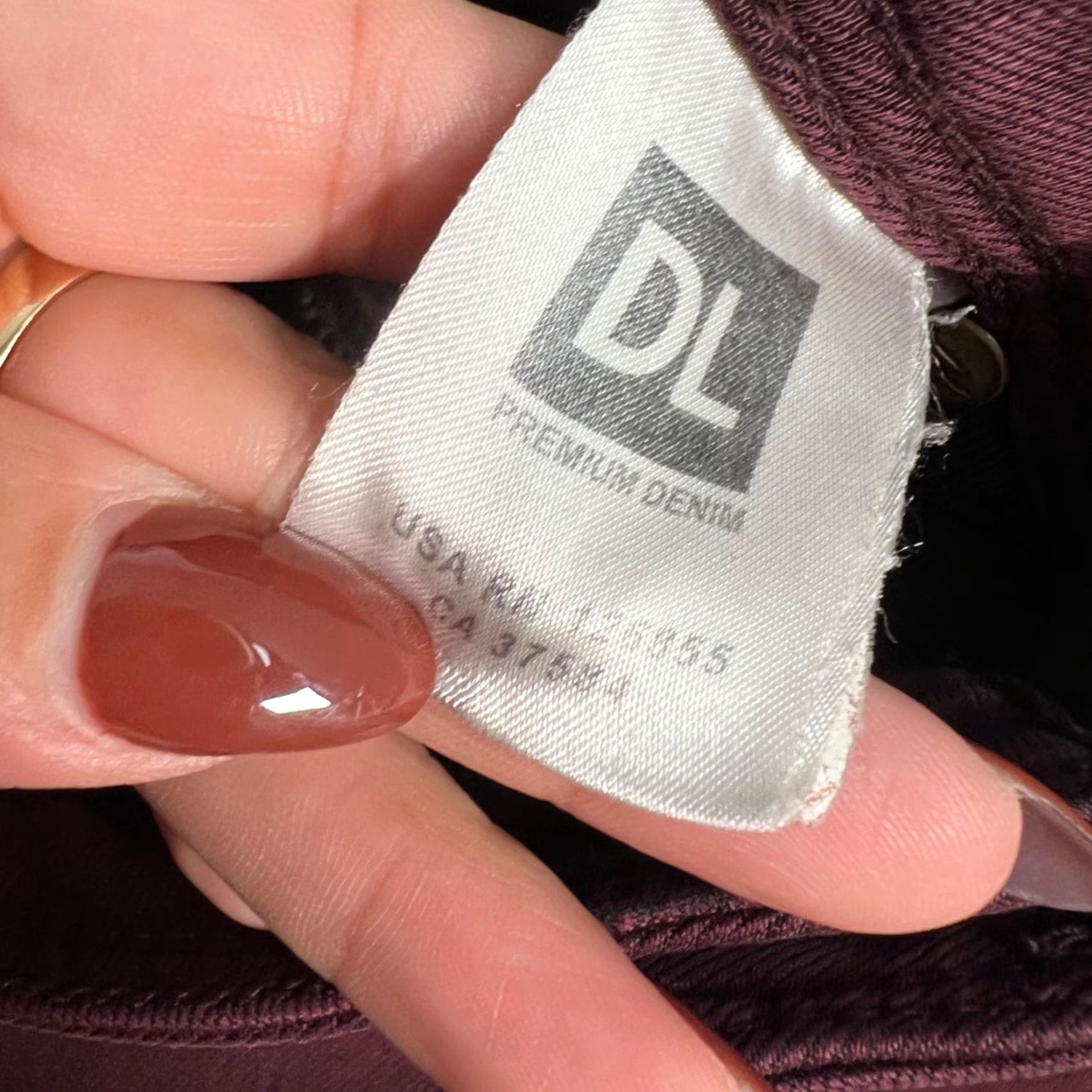 DL1961 DL1961 Womens Jeans Burgundy Stretch Skinny Fit 29 Adult Womens 29 Denim Pants 5-Pocket Design Modern Classic Vintage No Size 29" - 4 Thumbnail