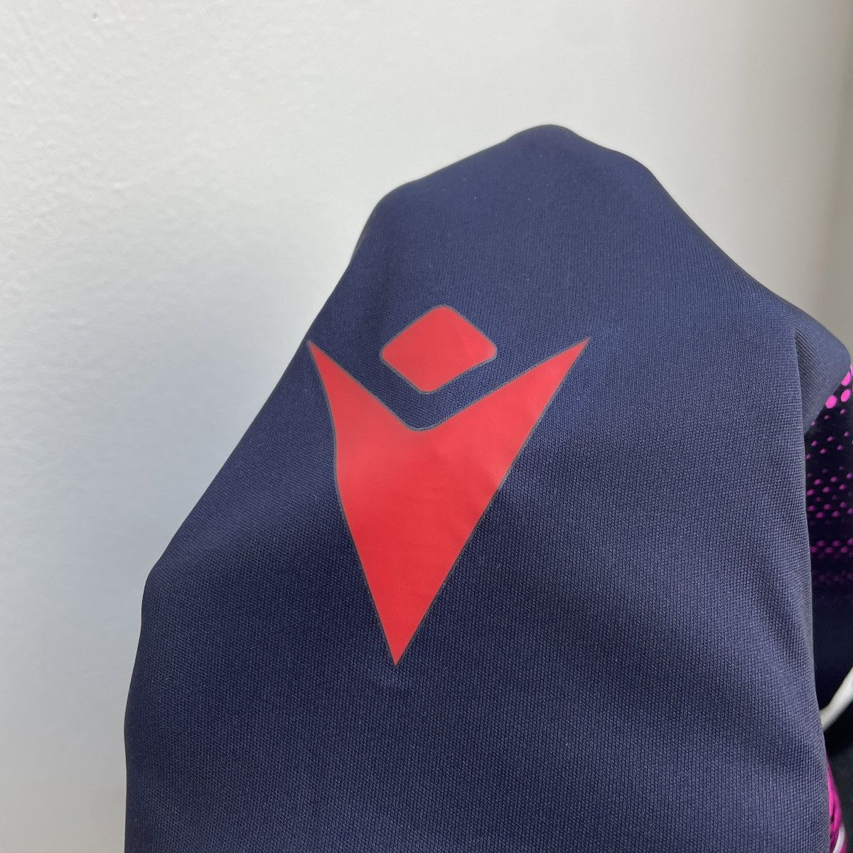 Macron Nottingham Forest Away Promotion Jersey Shirt 2021/2022 Size US L / EU 52-54 / 3 - 6 Thumbnail