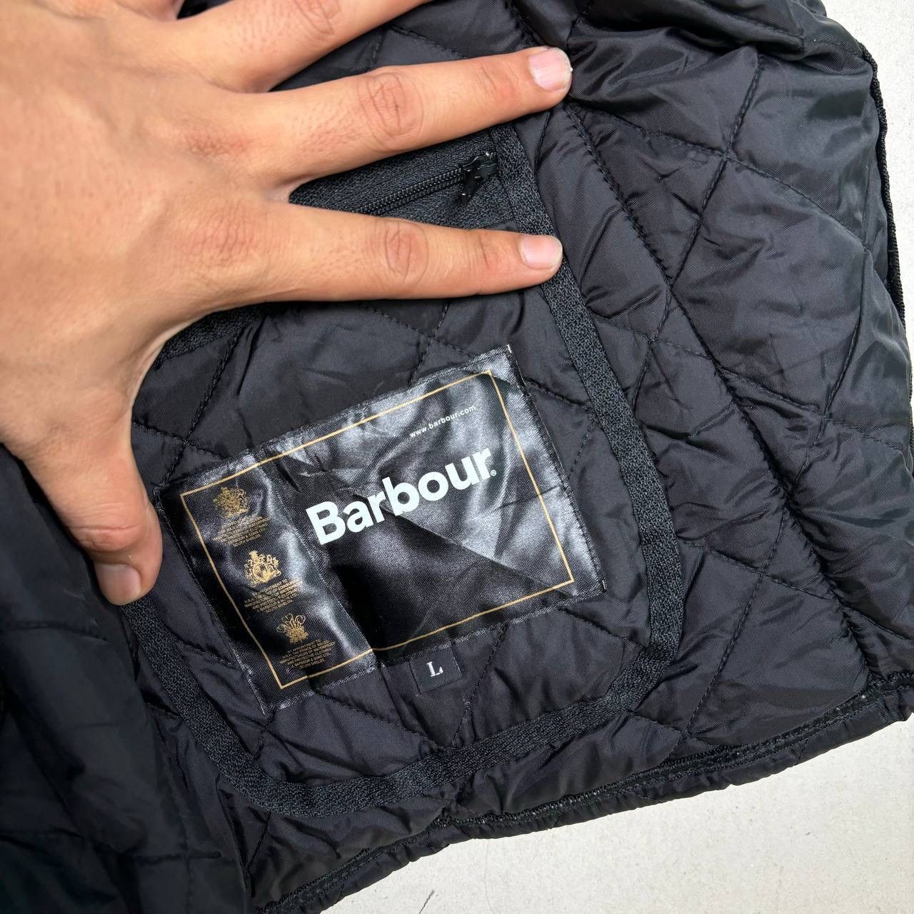 Barbour Barbour Liddesdale Quilted Jacket Black Corduroy L Large Size US L / EU 52-54 / 3 - 5 Thumbnail