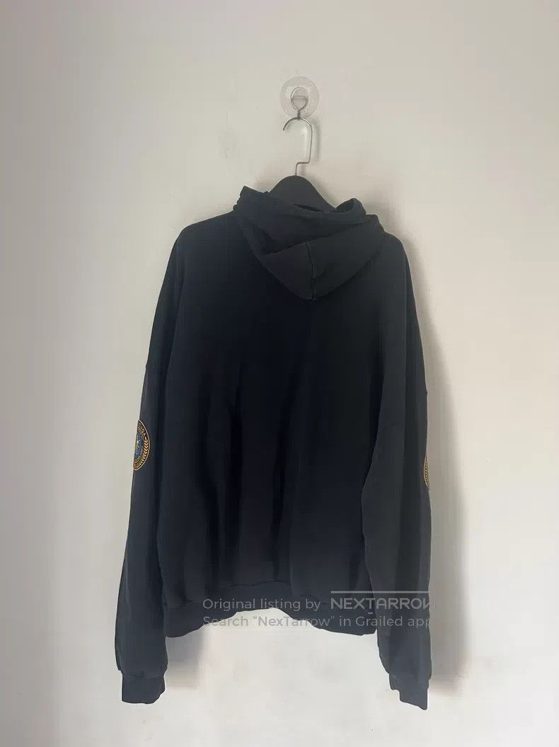 Balenciaga Balenciaga Patch Embroidered Zip Hoodie Size US S / EU 44-46 / 1 - 2 Thumbnail