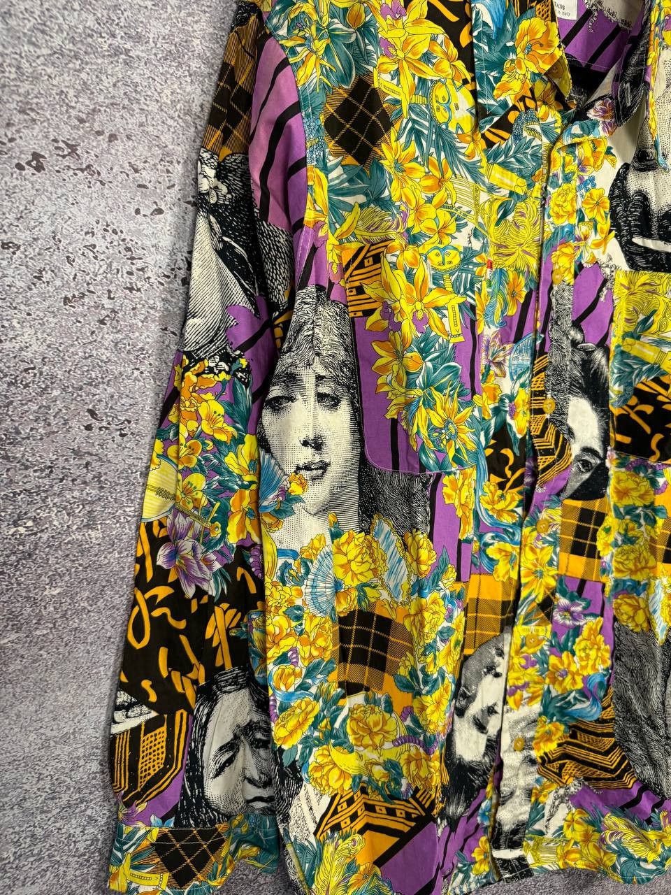 Designer × Moschino × Vintage Moschino Jeans Faces Shirt Men's Long Sleeve Shirt Vintage Size US L / EU 52-54 / 3 - 5 Thumbnail